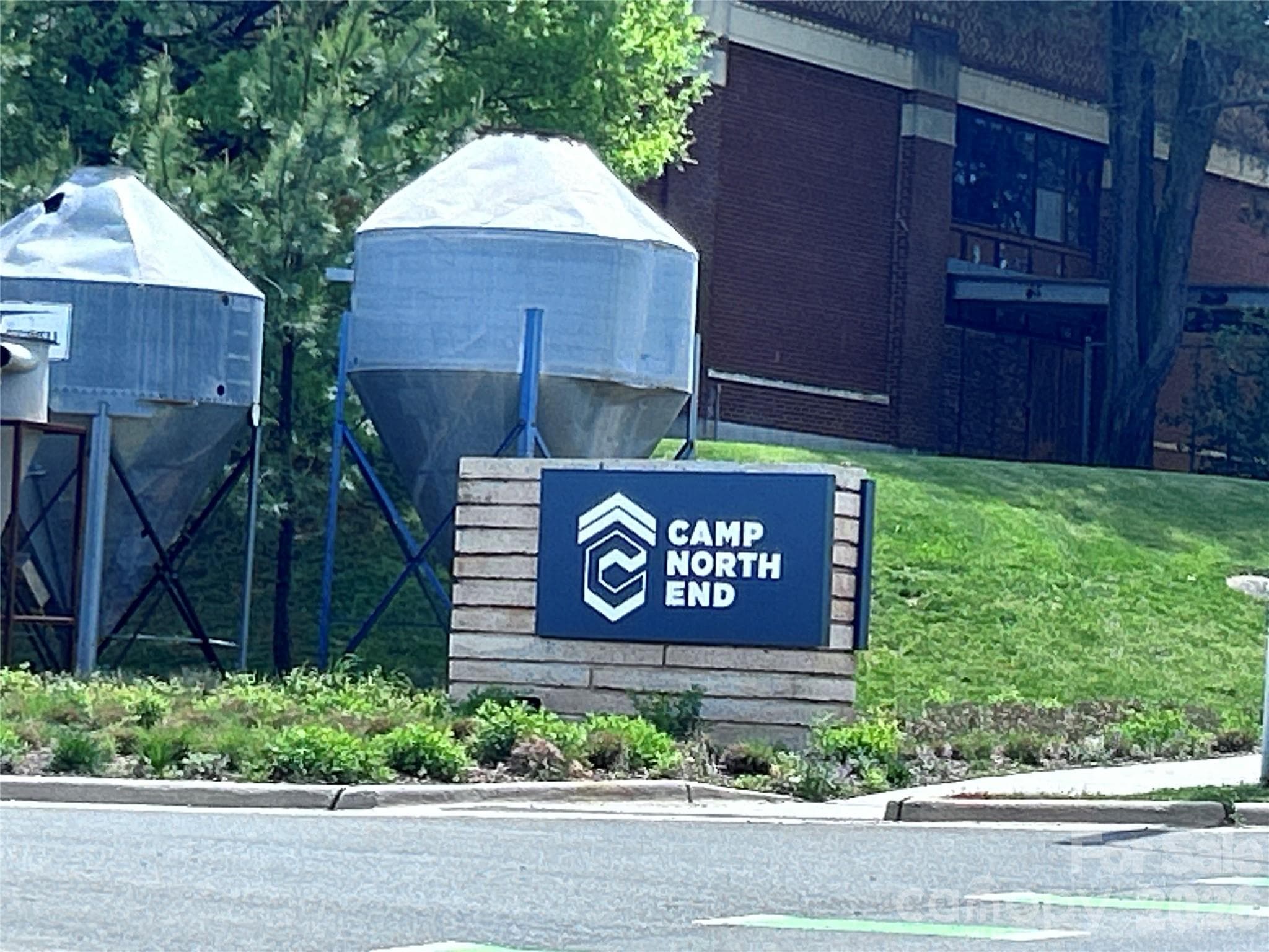 Less than 10 minutes to Camp North End - 1632 Madison Avenue, Charlotte