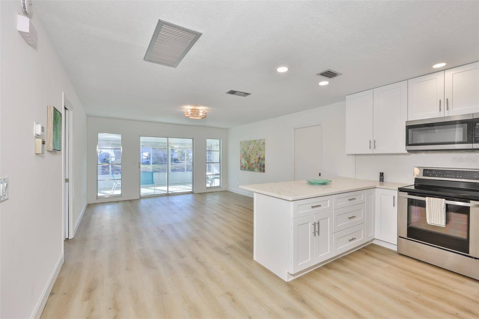 Villa at 325 GREEN MANOR DR, SUN CITY CENTER, photo 20 of 42