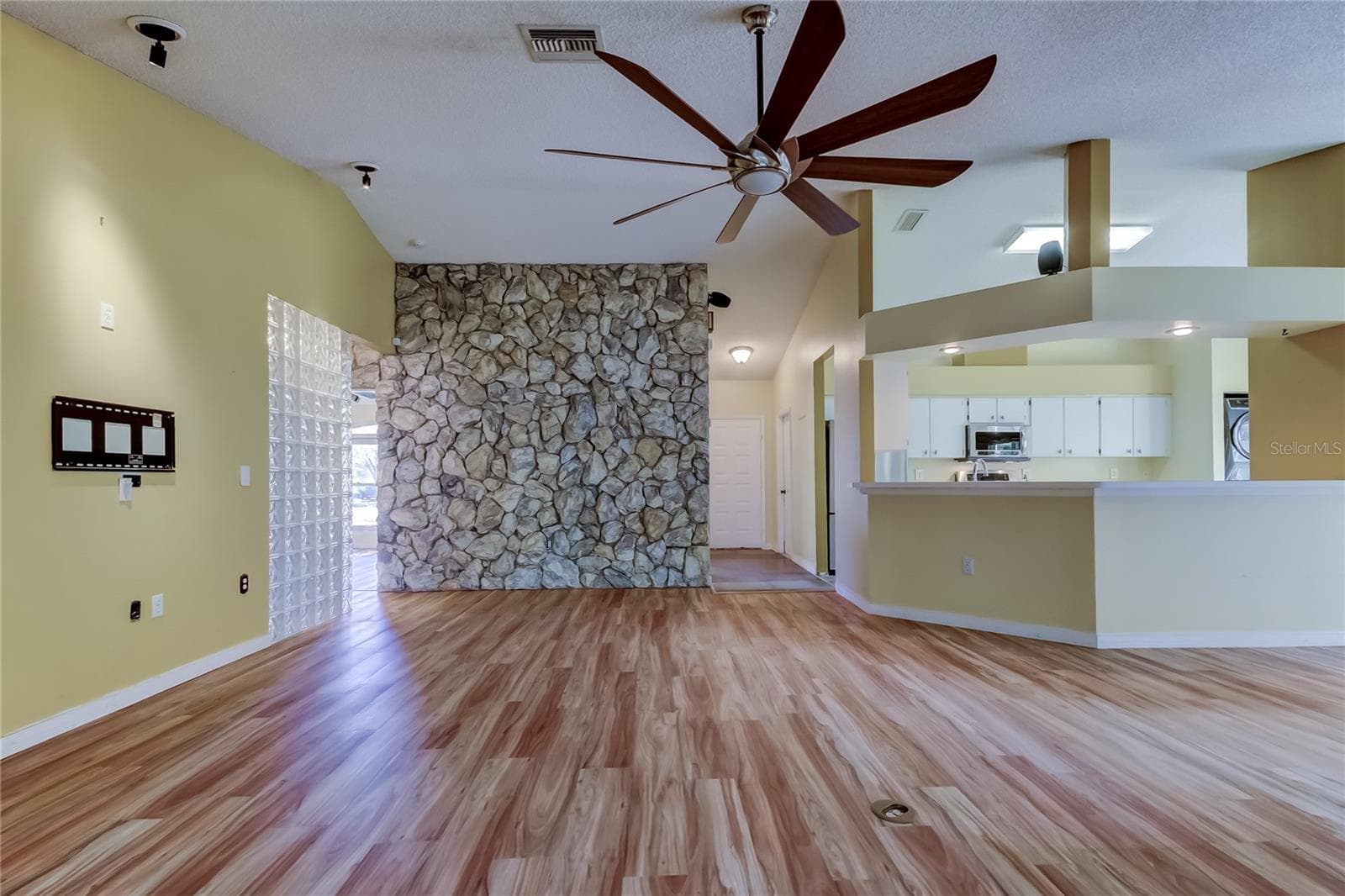 Single Family Residence at 1795 BAYHILL DR, OLDSMAR, photo 5 of 67