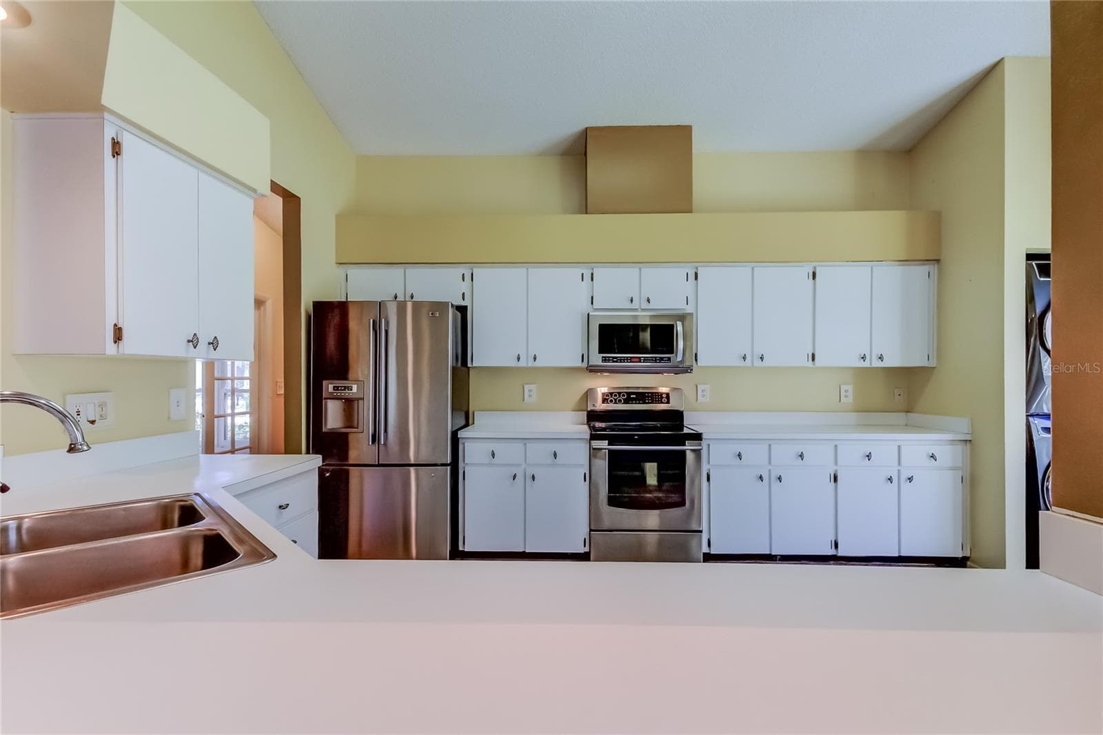 Single Family Residence at 1795 BAYHILL DR, OLDSMAR, photo 25 of 67