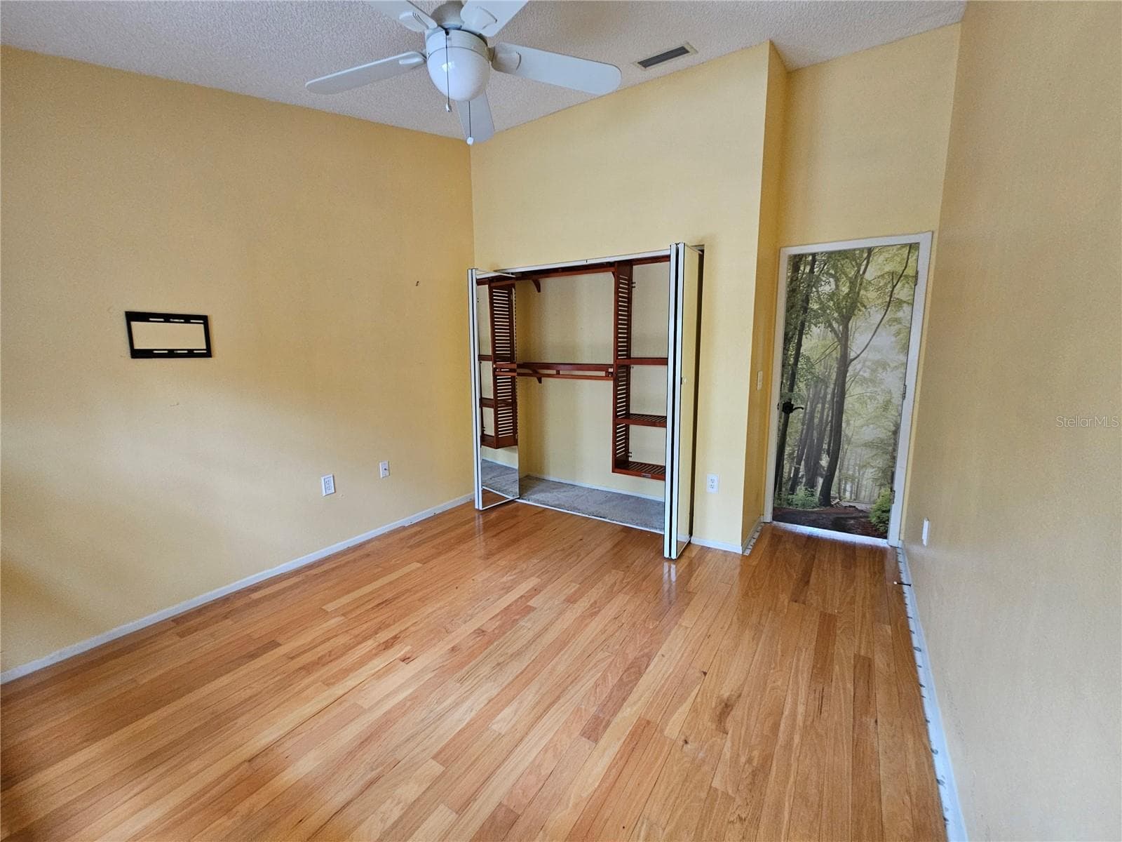 Guest Room - 1795 BAYHILL DR, OLDSMAR