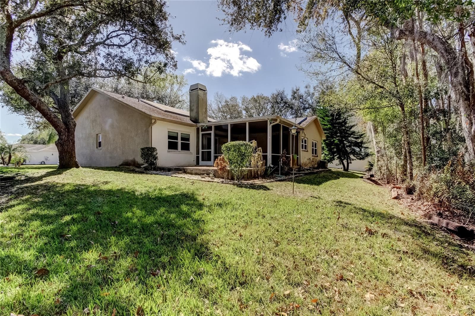 Single Family Residence at 1795 BAYHILL DR, OLDSMAR, photo 54 of 67