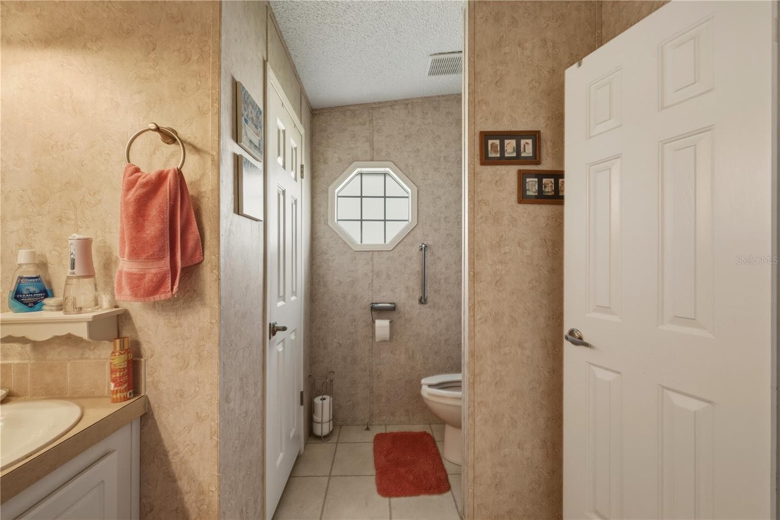 Manufactured Home at 2100 KINGS HWY #401, PORT CHARLOTTE, photo 25 of 83