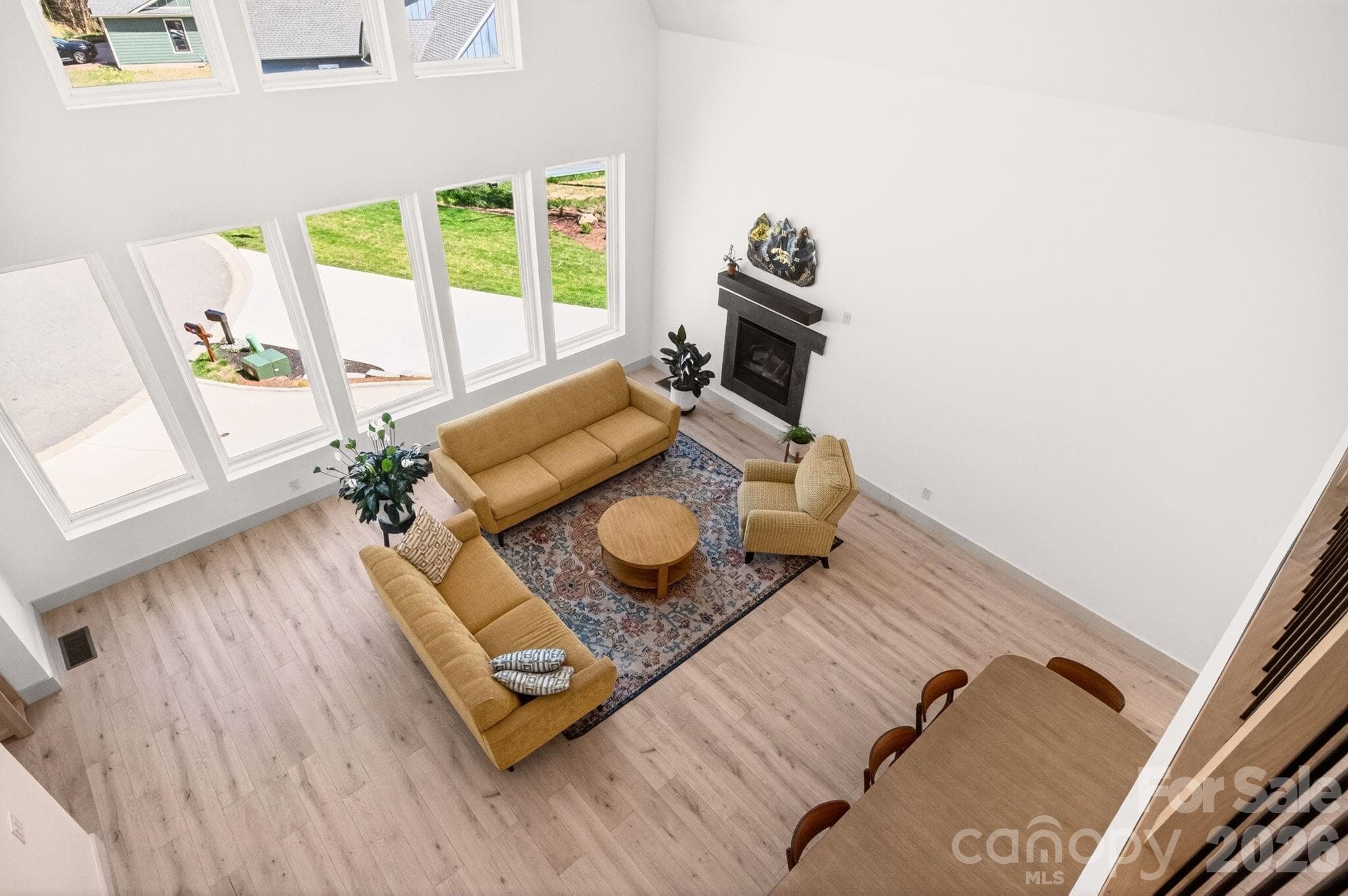 Single Family Residence at Weaverville, photo 3 of 31