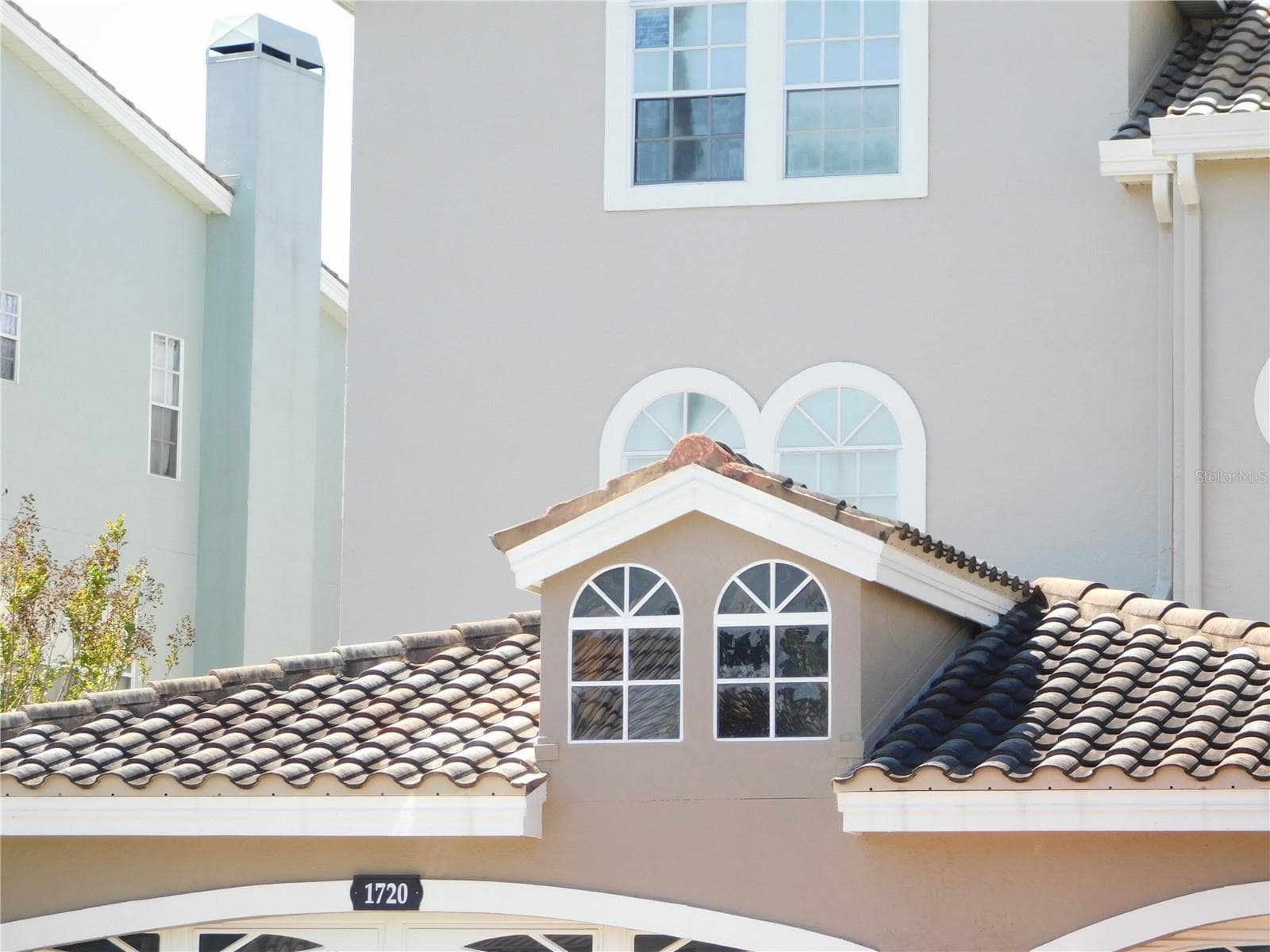 Tile roof - 1720 ARABIAN LN, PALM HARBOR
