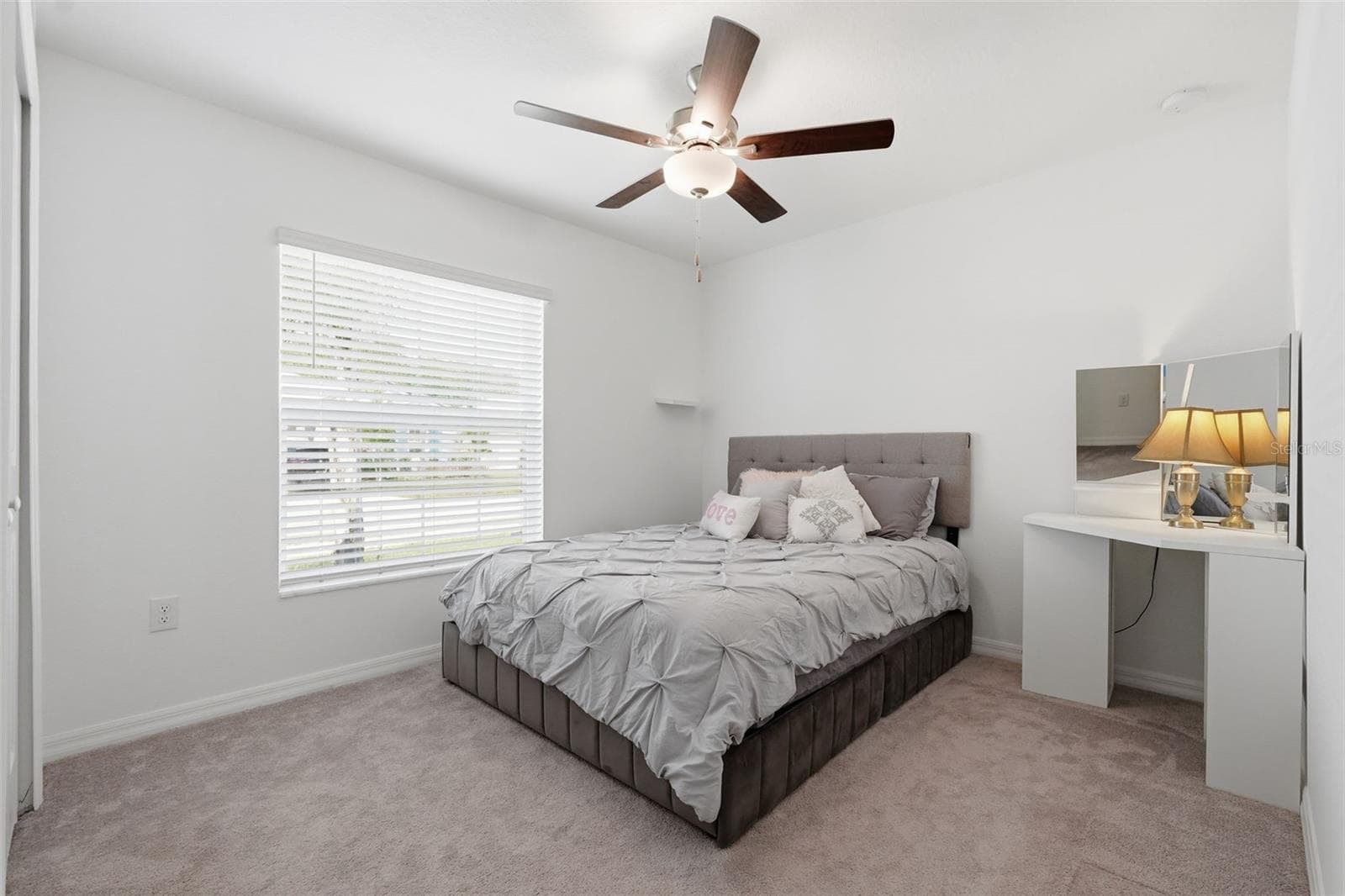 Single Family Residence at 1681 RED LOOP, LAKELAND, photo 24 of 39