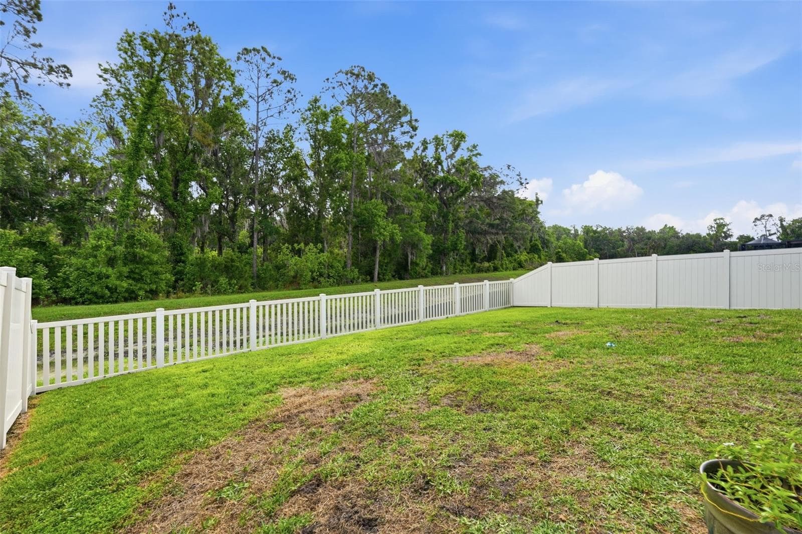 Single Family Residence at 1681 RED LOOP, LAKELAND, photo 32 of 39