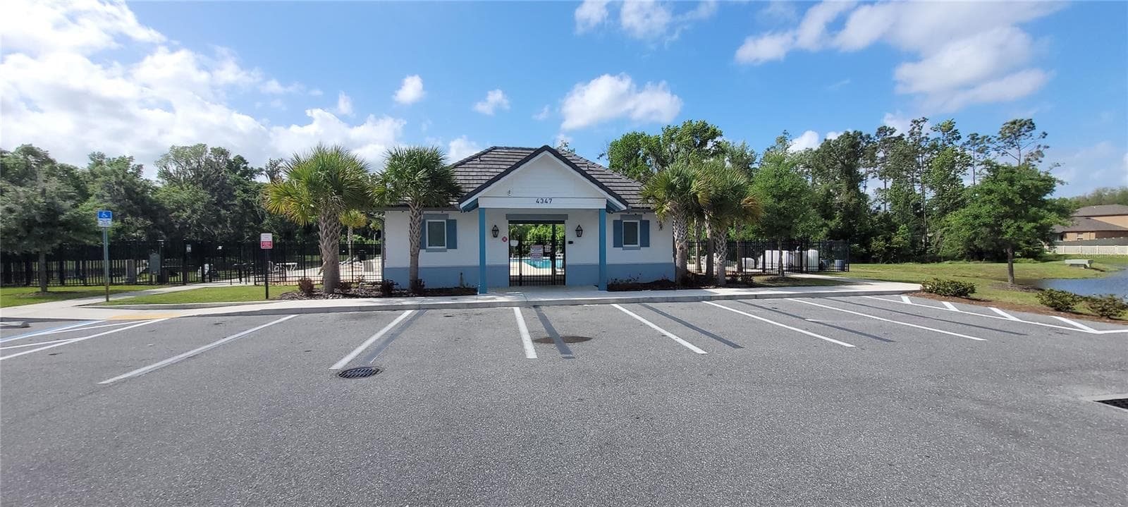 Single Family Residence at 1681 RED LOOP, LAKELAND, photo 36 of 39