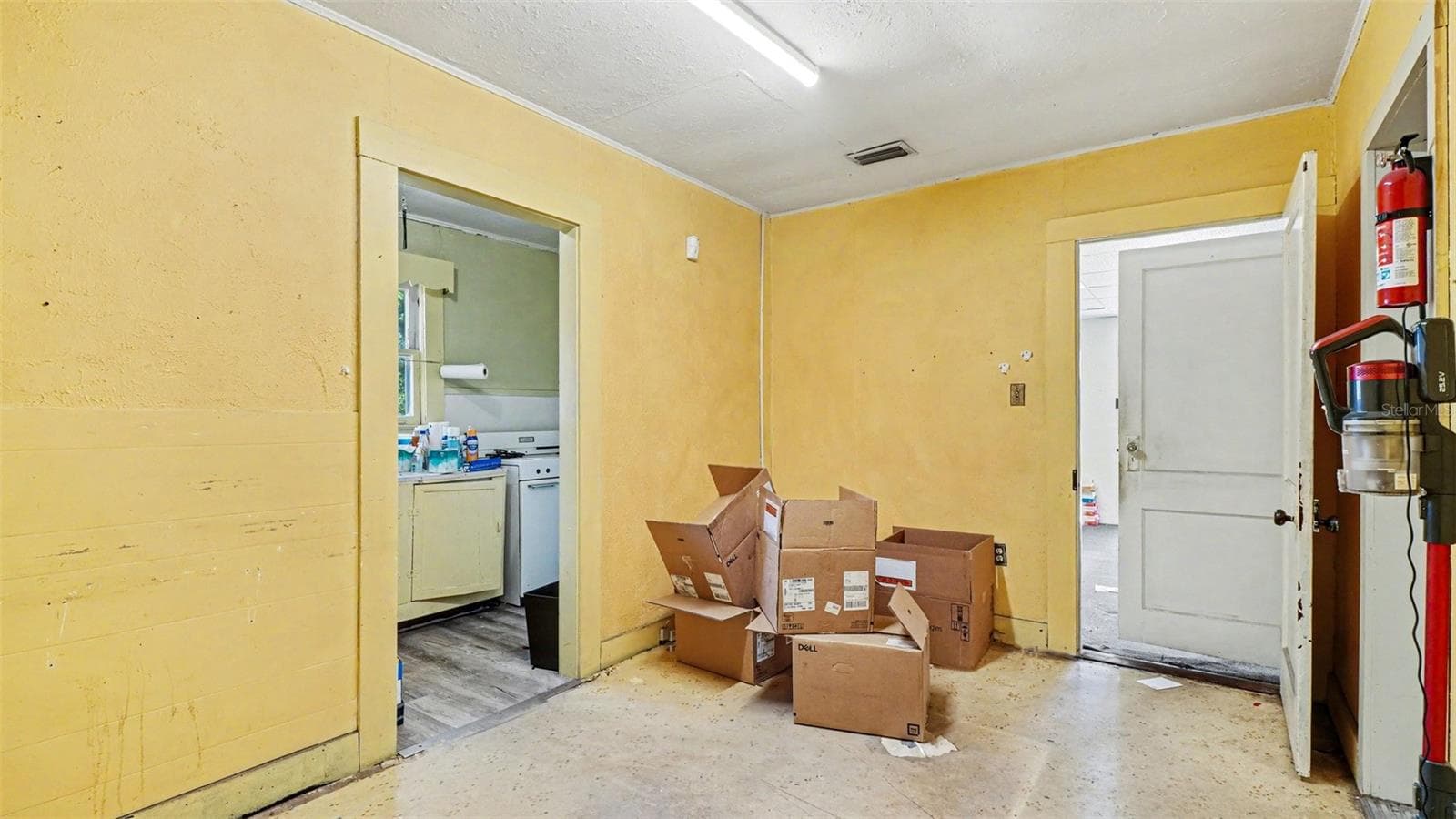Office at 514 SW 2ND AVE, OCALA, photo 10 of 32