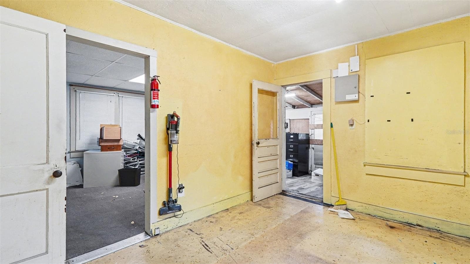 Office at 514 SW 2ND AVE, OCALA, photo 17 of 32