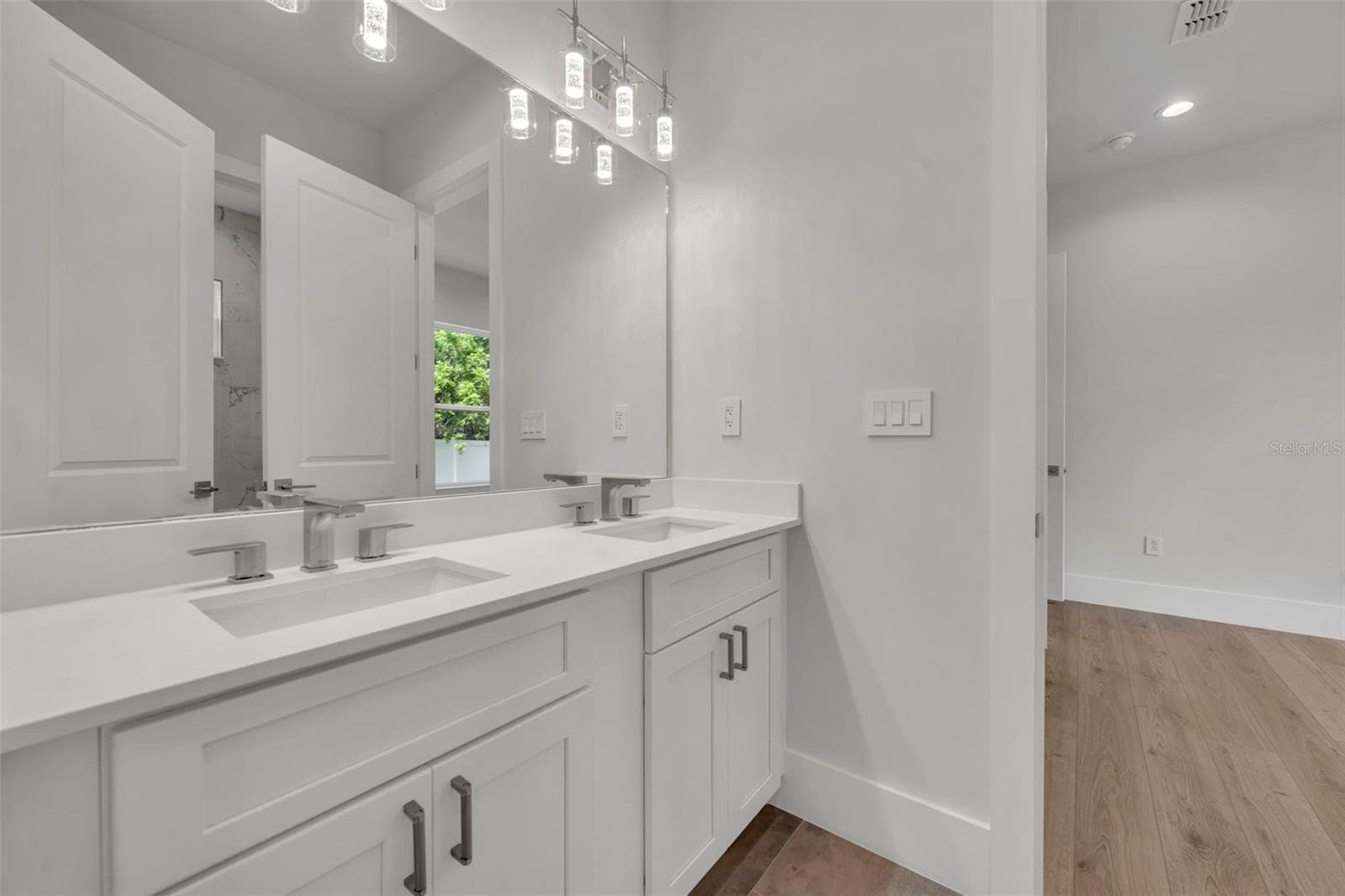 Single Family Residence at 102 BELL PL, WINTER PARK, photo 26 of 39