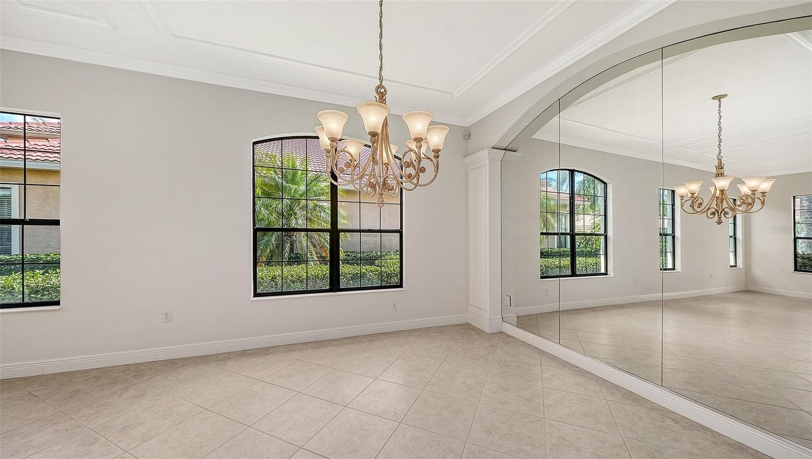Single Family Residence at 13911 SIENA LOOP, LAKEWOOD RANCH, photo 8 of 100