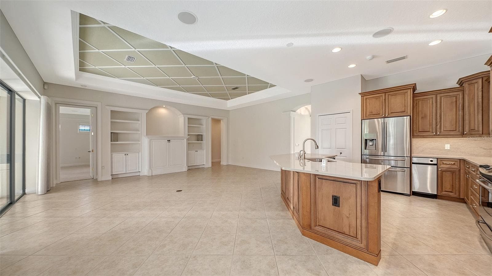 Single Family Residence at 13911 SIENA LOOP, LAKEWOOD RANCH, photo 24 of 100