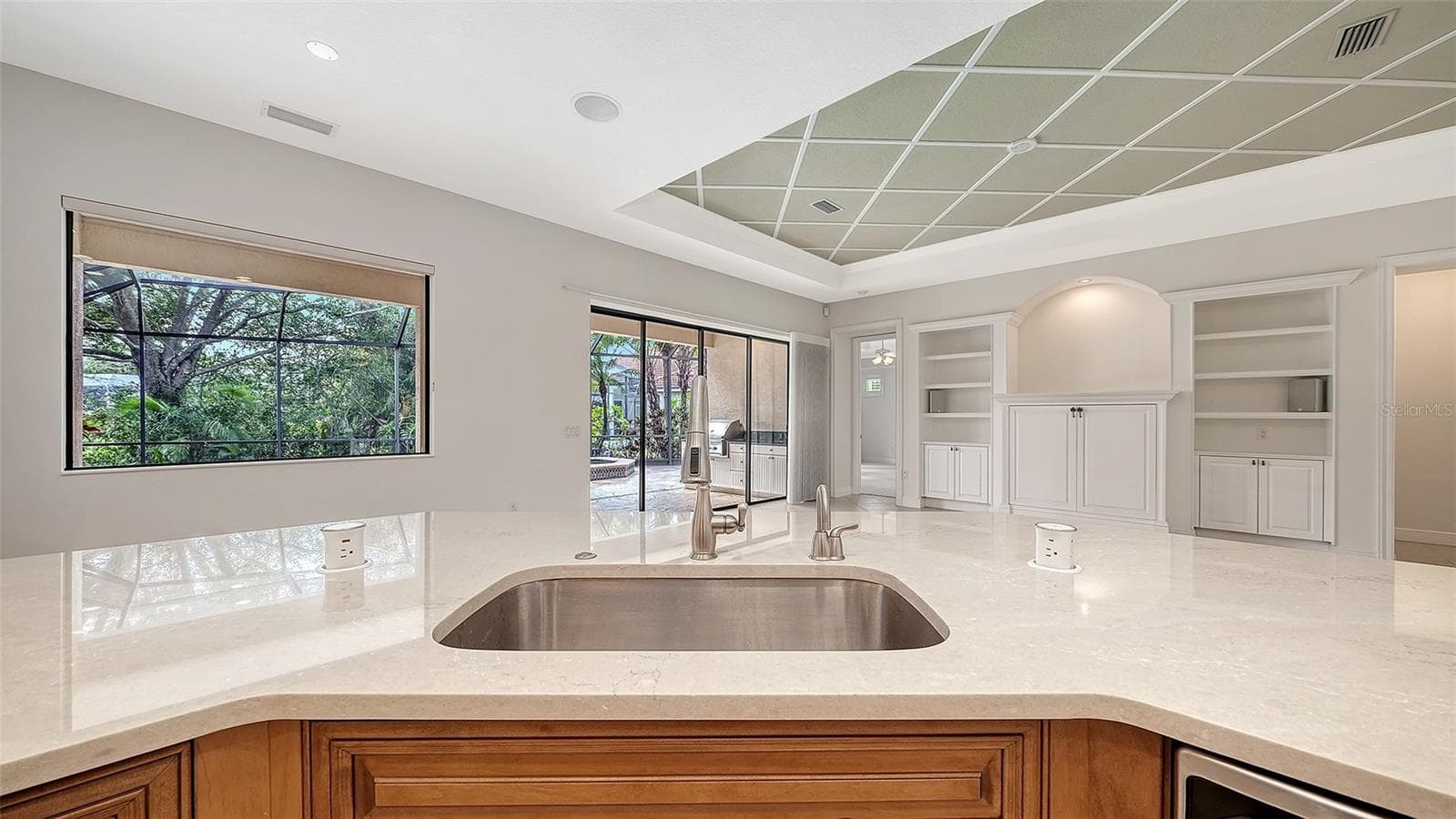 Single Family Residence at 13911 SIENA LOOP, LAKEWOOD RANCH, photo 27 of 100