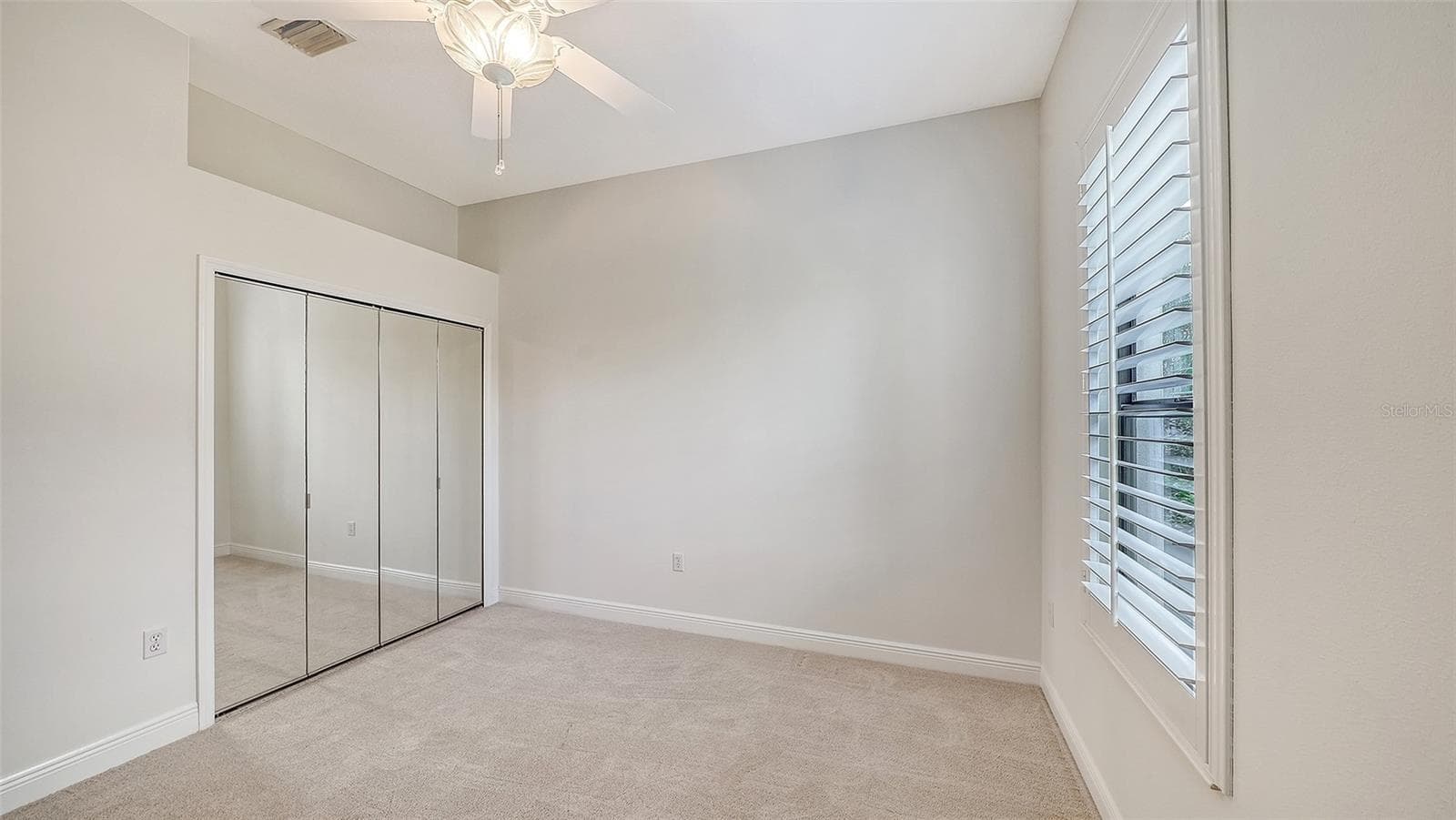 Single Family Residence at 13911 SIENA LOOP, LAKEWOOD RANCH, photo 39 of 100