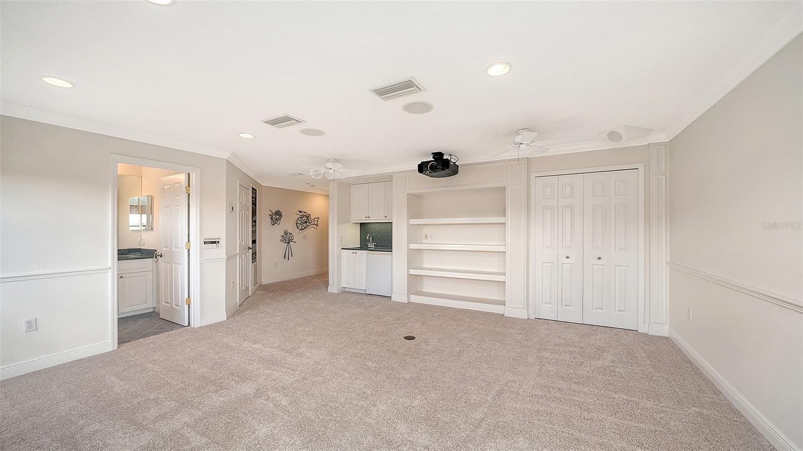 Single Family Residence at 13911 SIENA LOOP, LAKEWOOD RANCH, photo 51 of 100