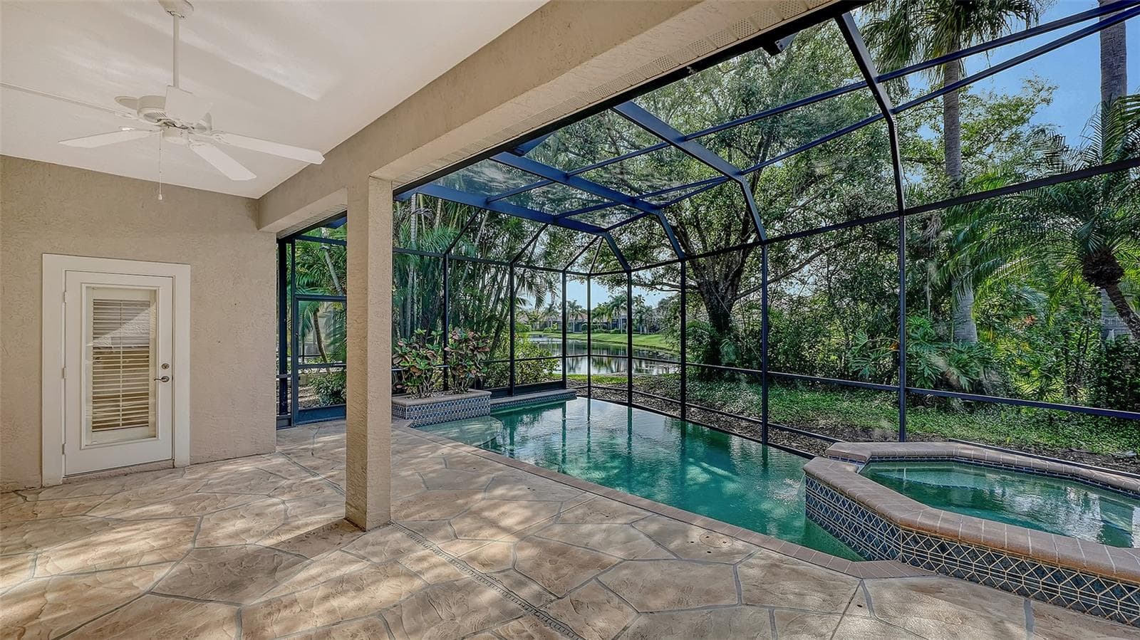 Single Family Residence at 13911 SIENA LOOP, LAKEWOOD RANCH, photo 55 of 100
