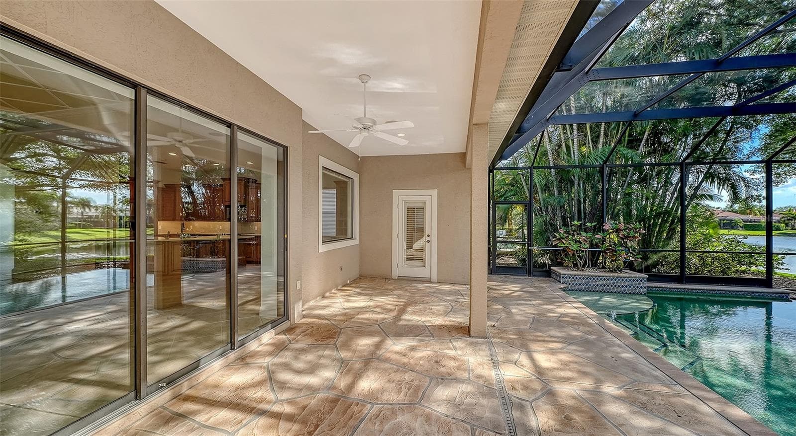 Single Family Residence at 13911 SIENA LOOP, LAKEWOOD RANCH, photo 57 of 100