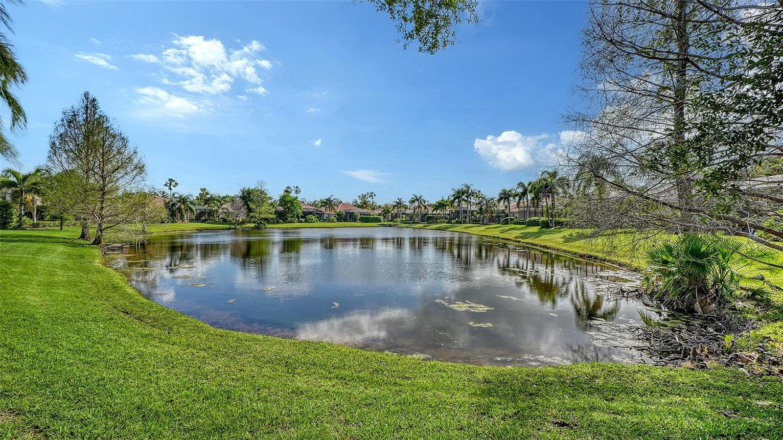 Single Family Residence at 13911 SIENA LOOP, LAKEWOOD RANCH, photo 67 of 100