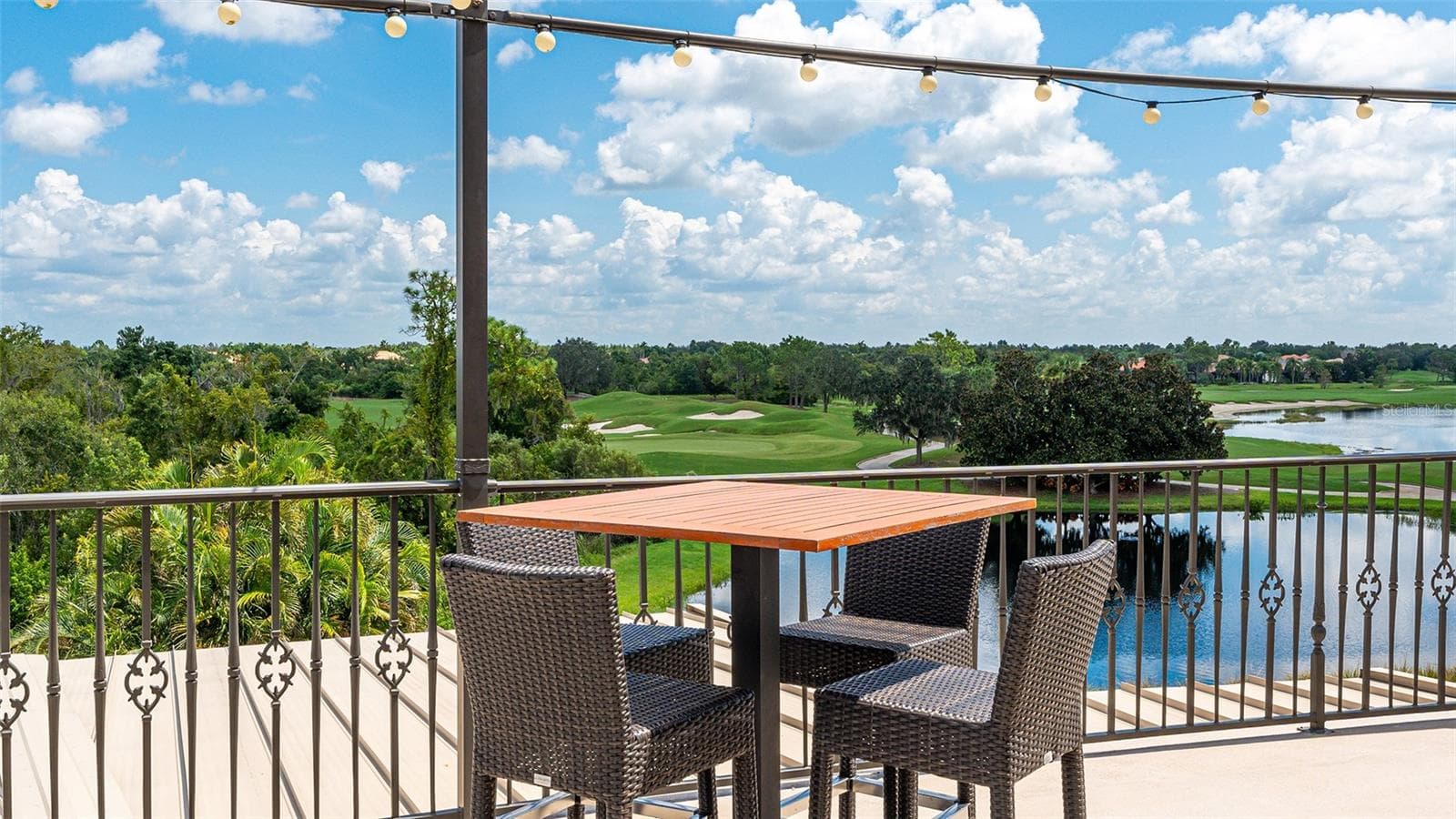 Single Family Residence at 13911 SIENA LOOP, LAKEWOOD RANCH, photo 78 of 100