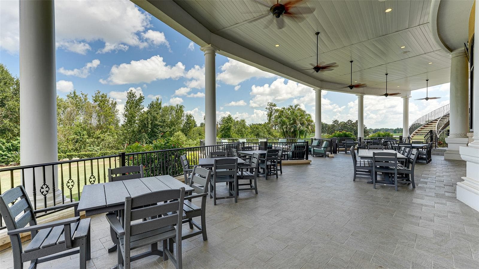 Single Family Residence at 13911 SIENA LOOP, LAKEWOOD RANCH, photo 79 of 100