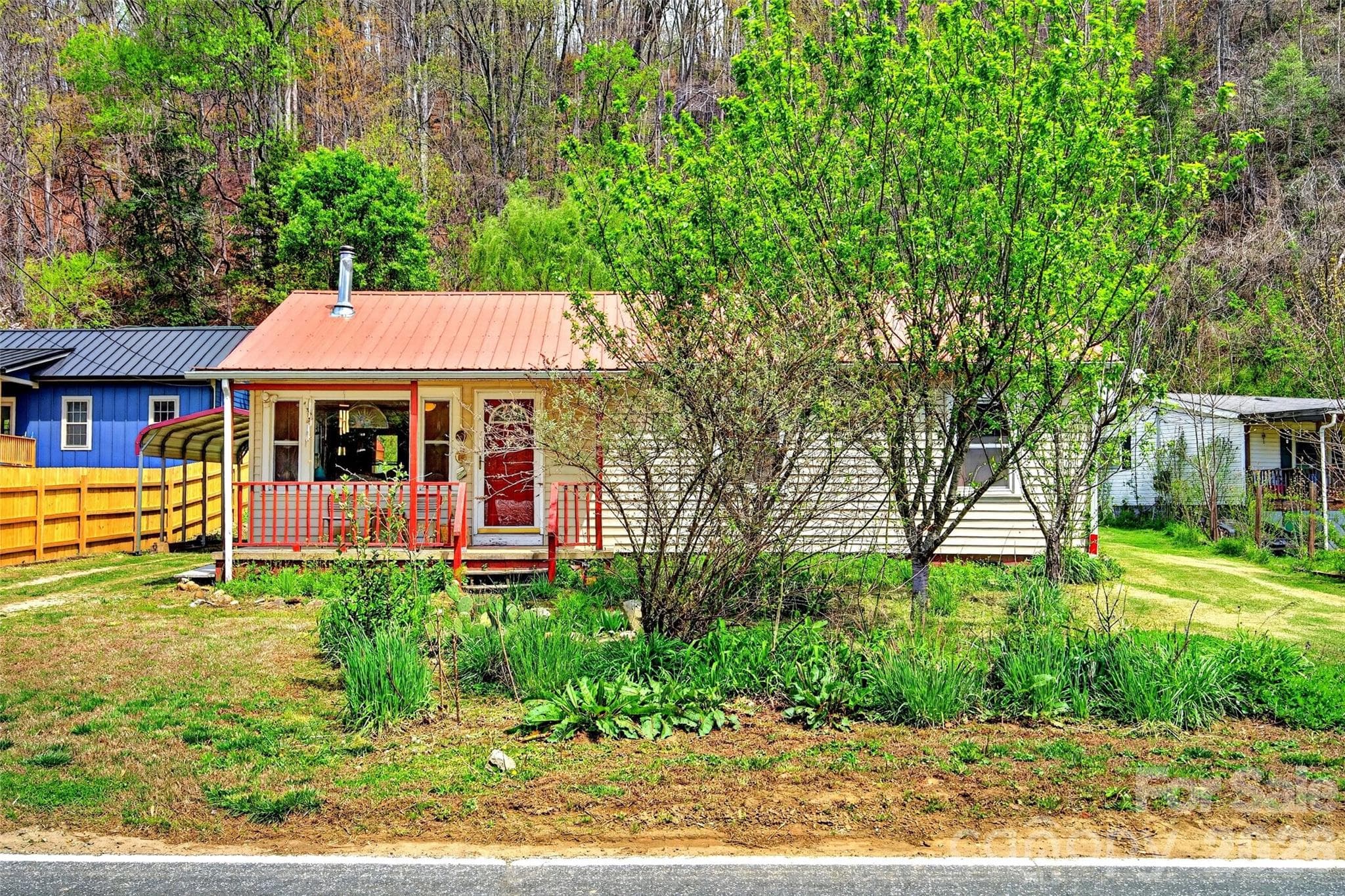Single Family Residence at Old Fort, photo 34 of 51