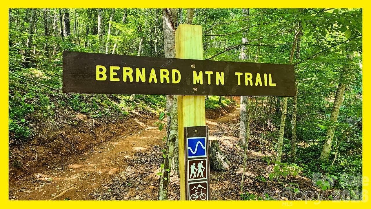 Trailhead - Old Fort