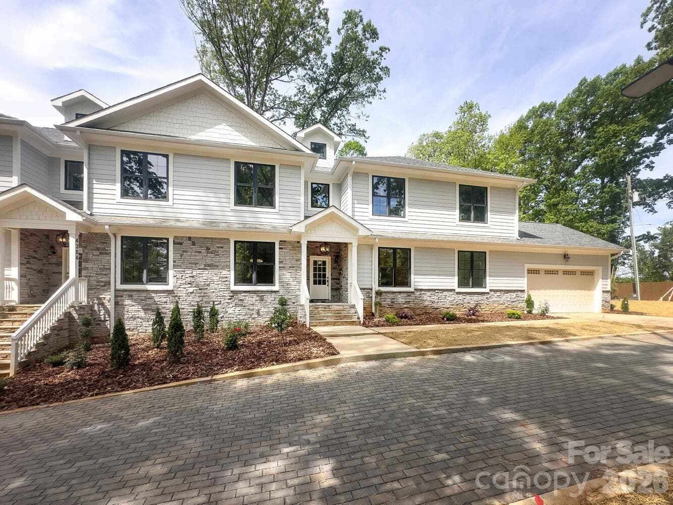 Front - Charlotte