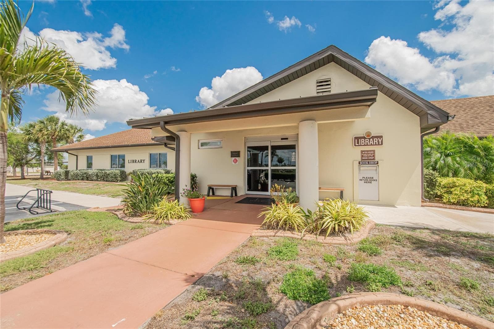 Library - 809 OAKMONT AVE, SUN CITY CENTER