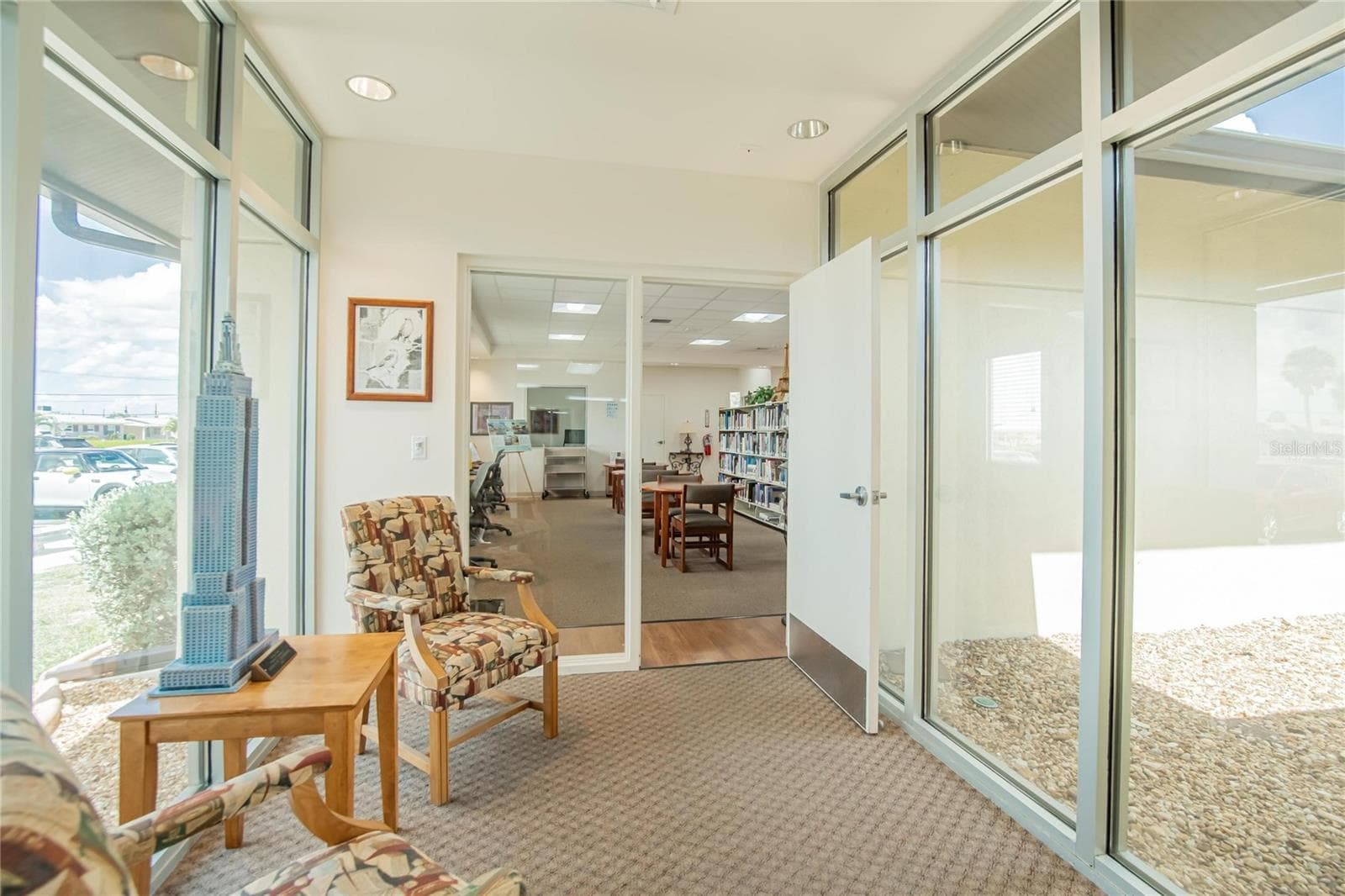 Library - Study & Computer Rooms - 809 OAKMONT AVE, SUN CITY CENTER