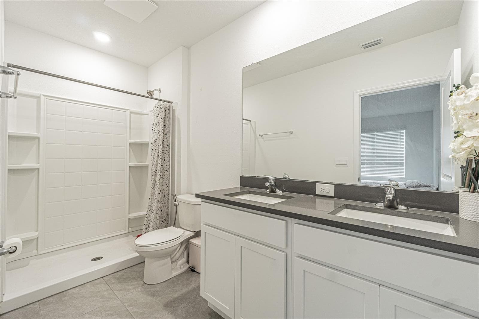 Townhouse at 6358 SOPHIE OAKS CT, TAMPA, photo 13 of 19