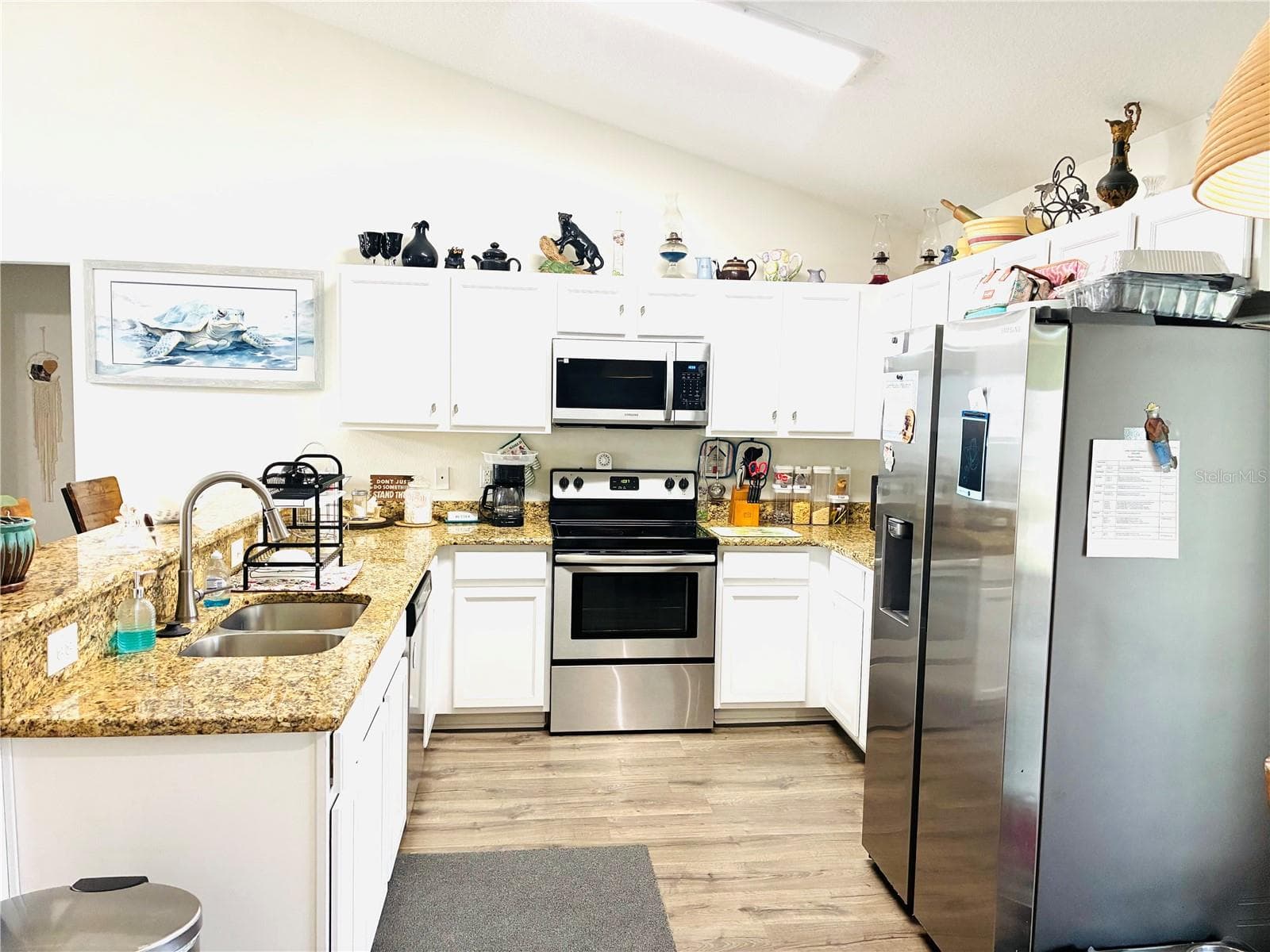 Kitchen - 40551 E 5TH AVE, UMATILLA