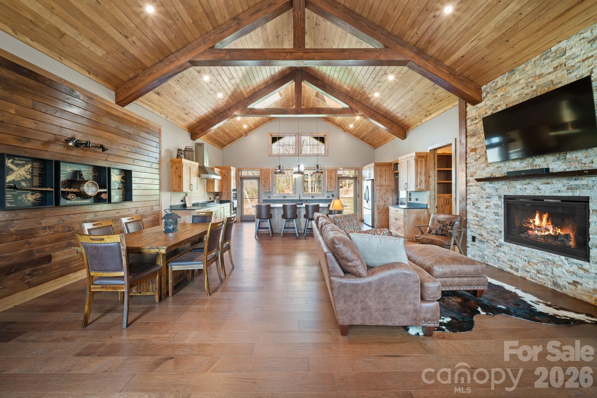 Single Family Residence at Burnsville, photo 3 of 40