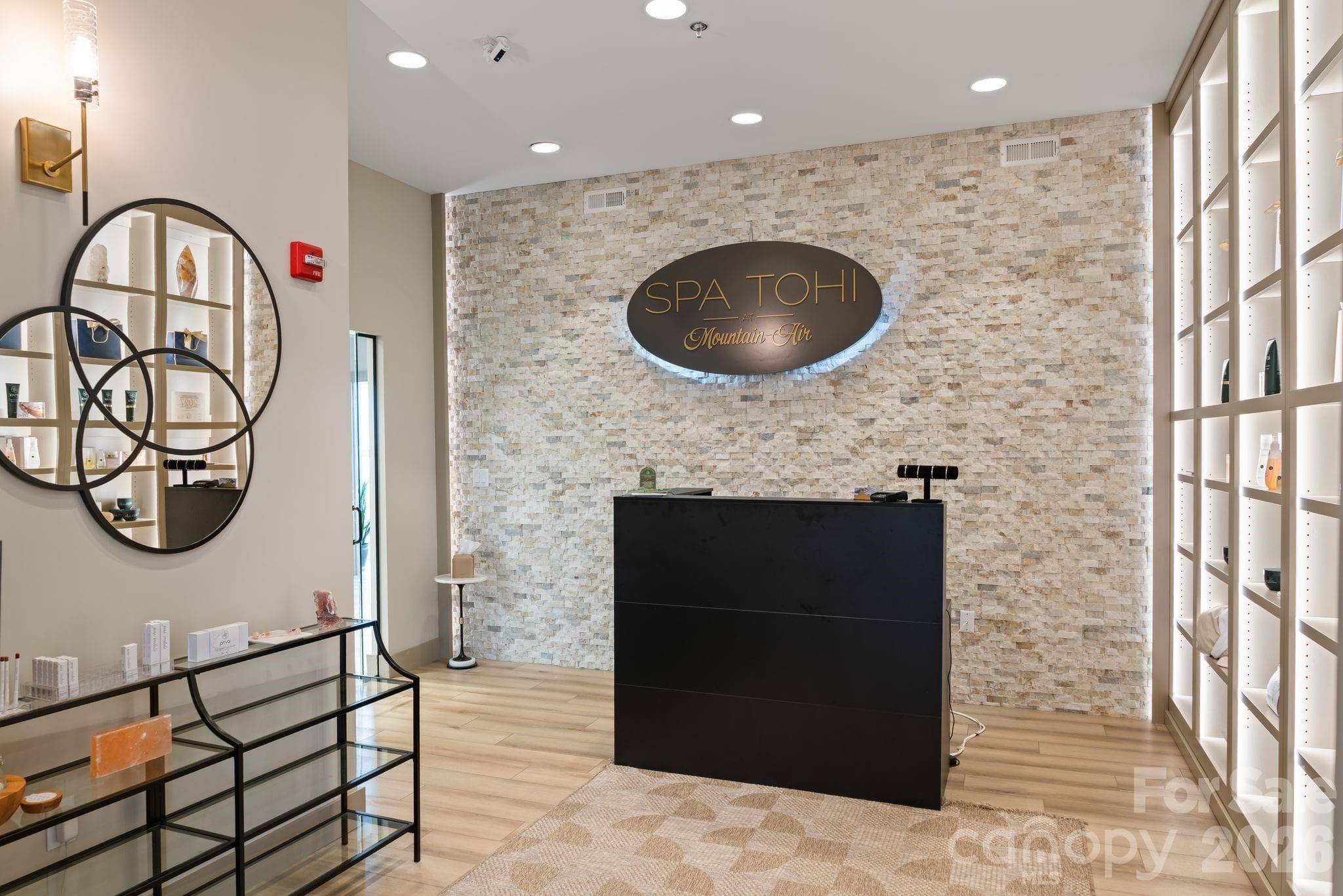The Spa Tohi at Mtn Air - 296 Austin Mountain Drive, Burnsville