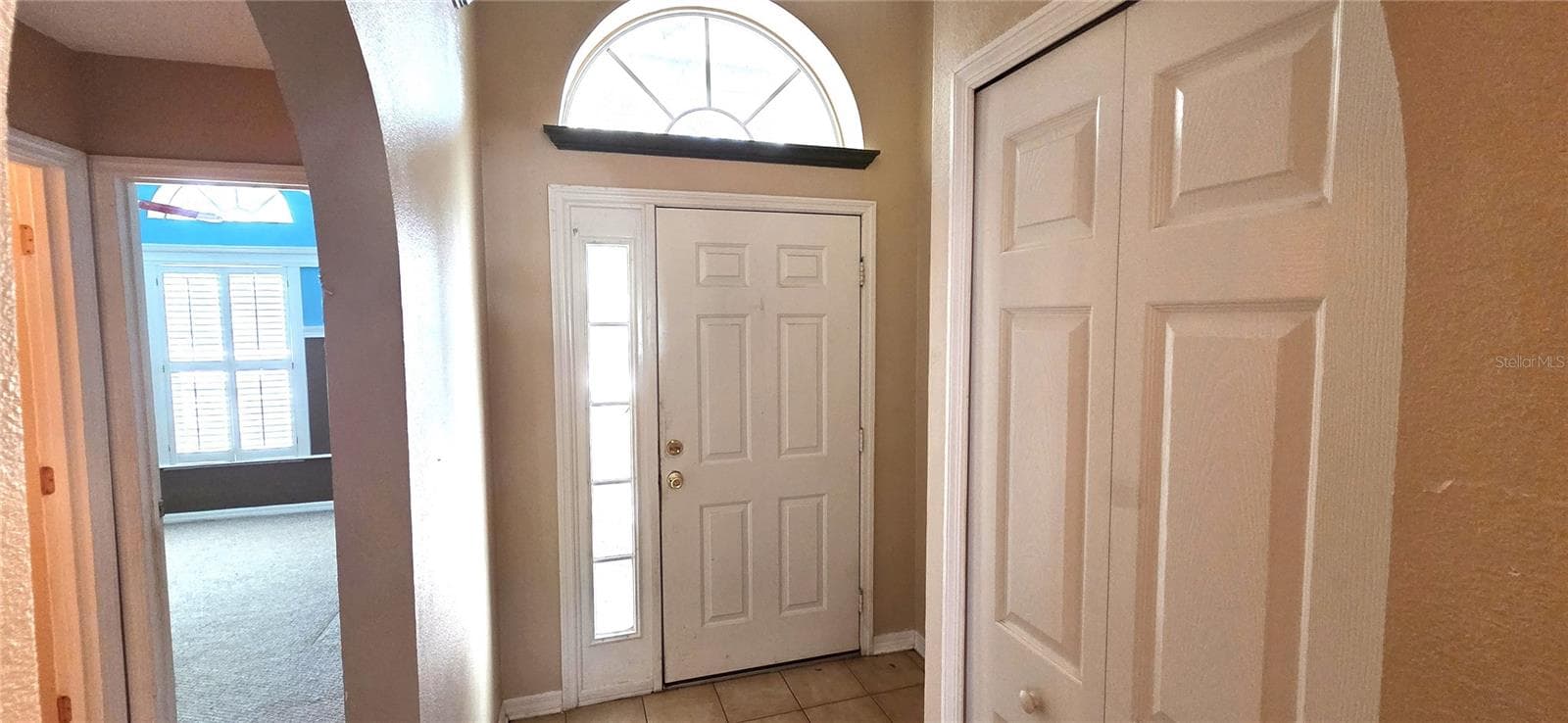 Single Family Residence at 4716 LITTLE DENISE CT, VALRICO, photo 5 of 33