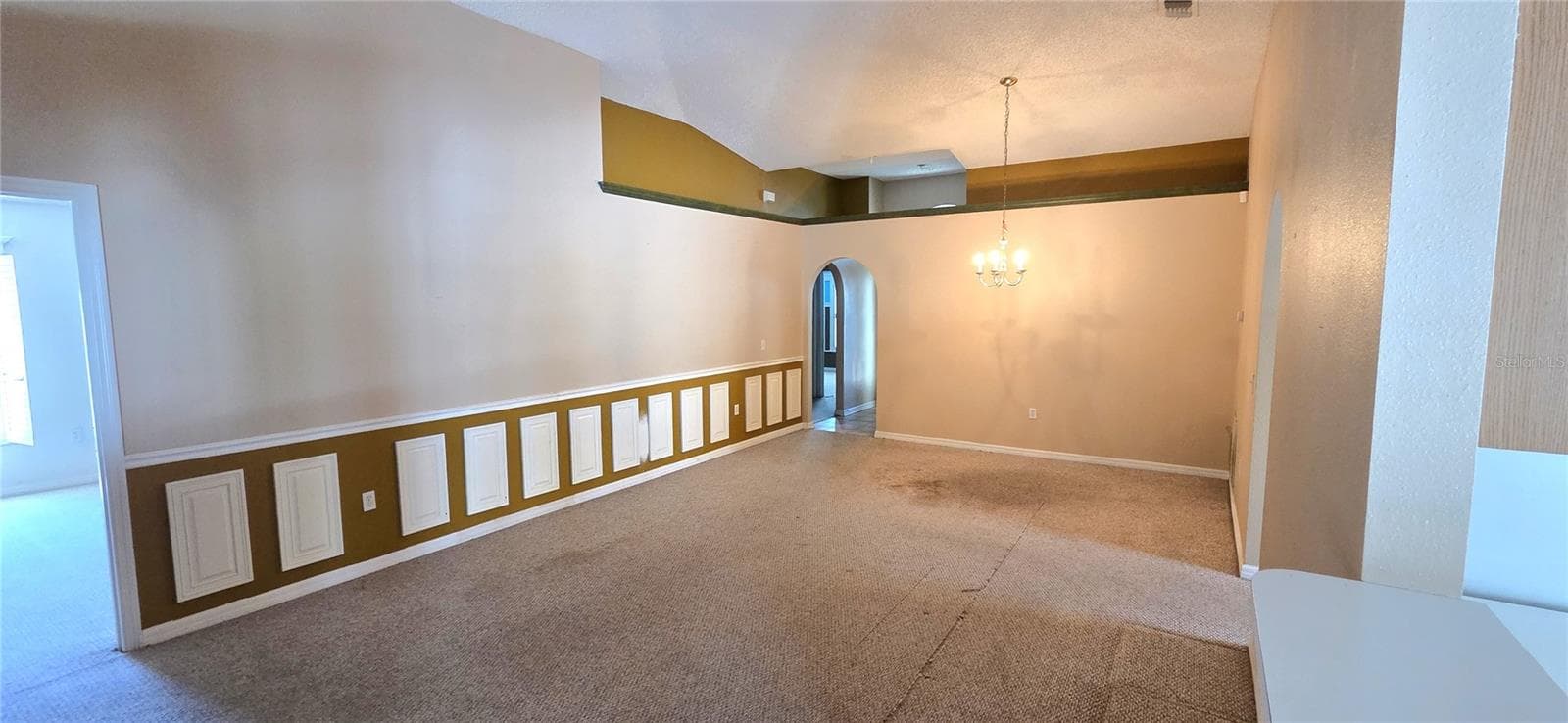 Single Family Residence at 4716 LITTLE DENISE CT, VALRICO, photo 7 of 33