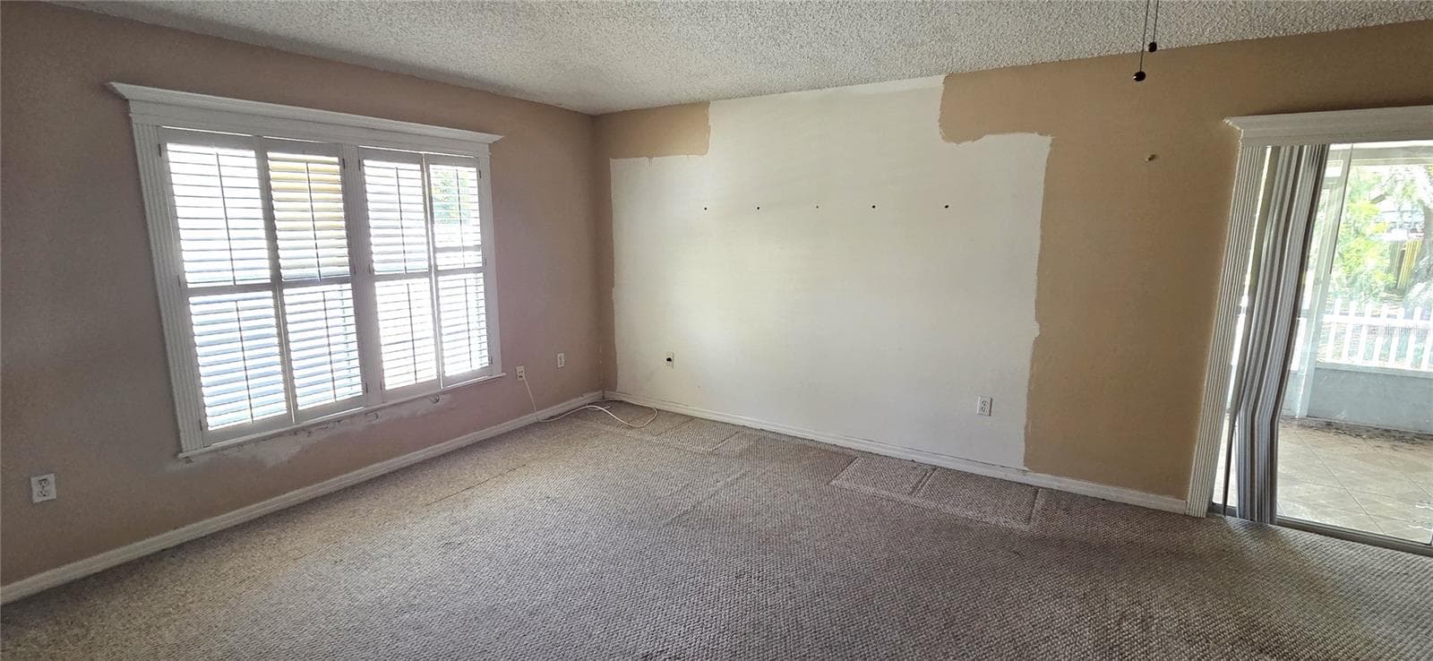 Single Family Residence at 4716 LITTLE DENISE CT, VALRICO, photo 10 of 33