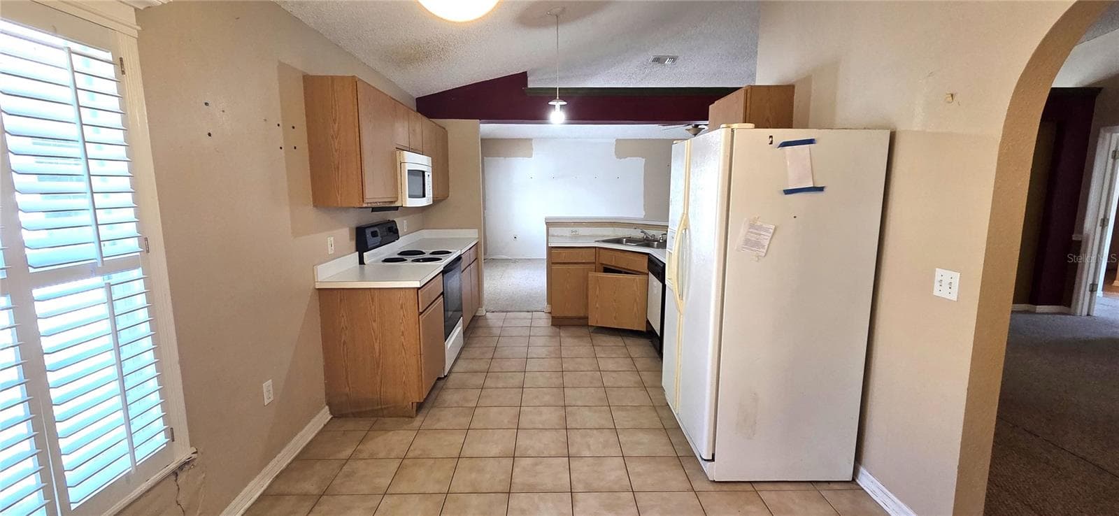 Single Family Residence at 4716 LITTLE DENISE CT, VALRICO, photo 13 of 33