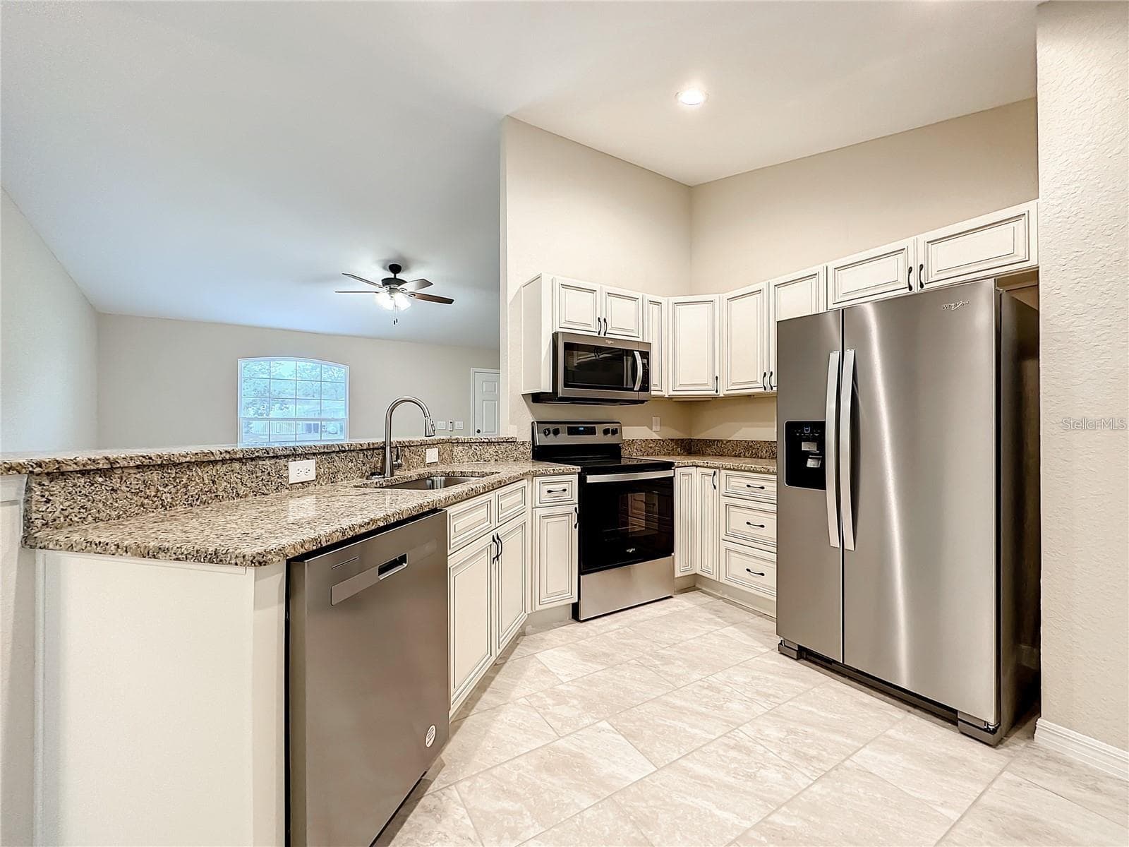 Single Family Residence at 4887 SW 159TH LANE RD, OCALA, photo 5 of 26