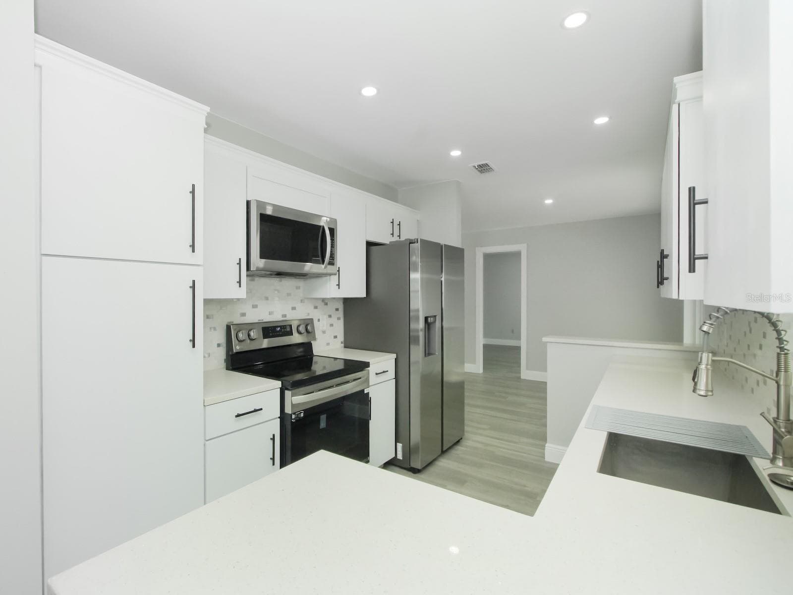 Kitchen2 - 919 SYLVIA DR, DELTONA
