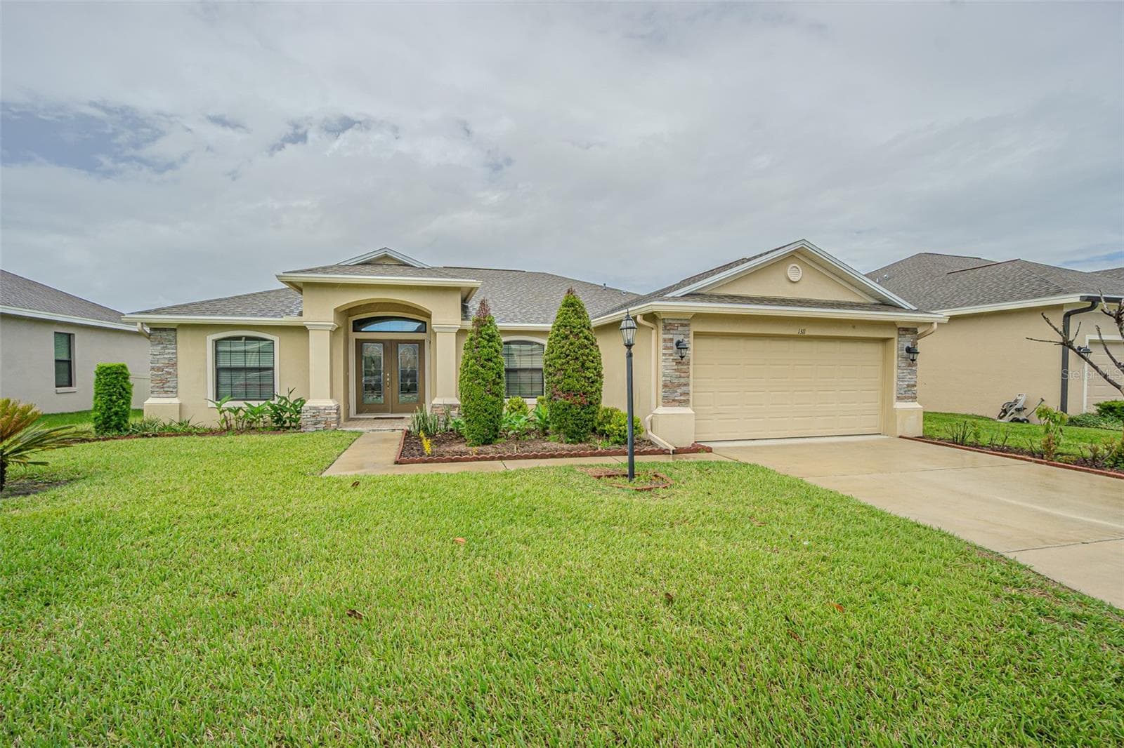 Single Family Residence at 1311 EVERGREEN PARK CIR, LAKELAND, photo 3 of 30