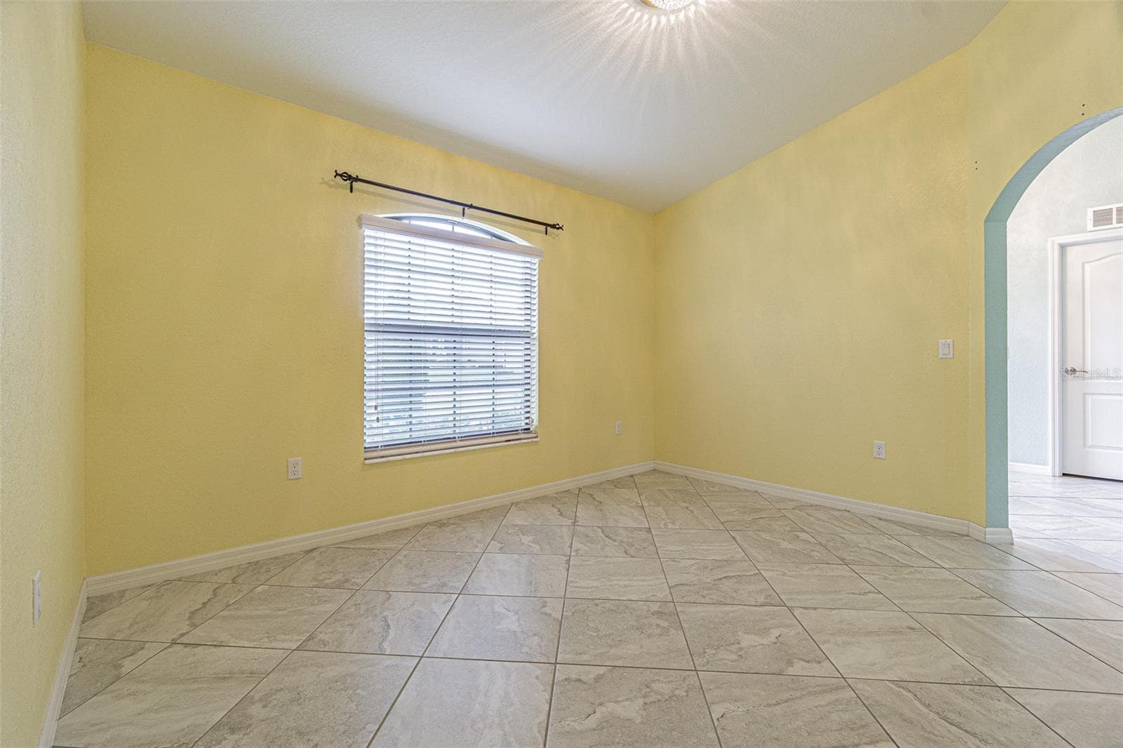 Single Family Residence at 1311 EVERGREEN PARK CIR, LAKELAND, photo 16 of 30