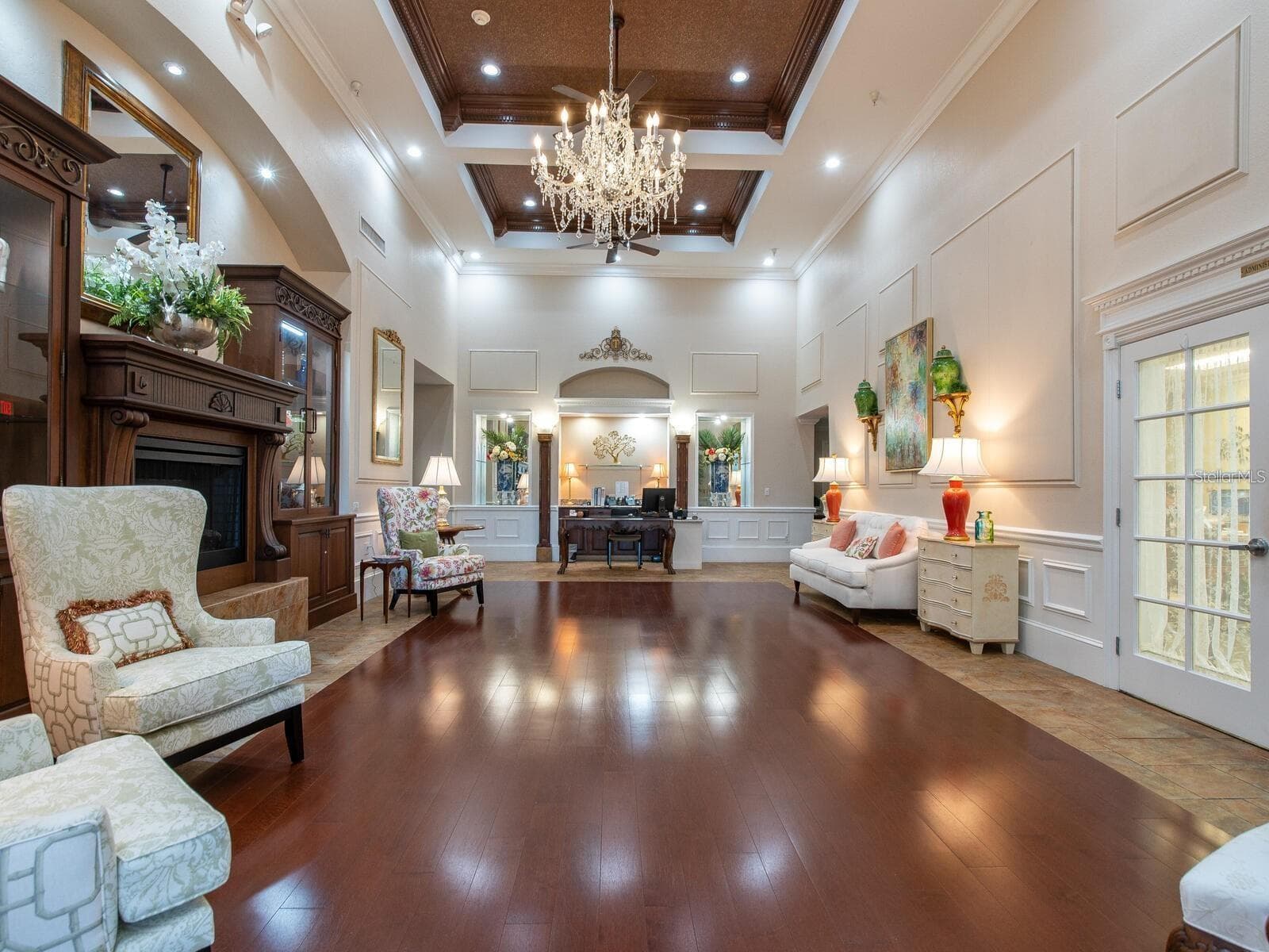 Entry and reception foyer - 7015 PLEASANT HILL RD, BRADENTON