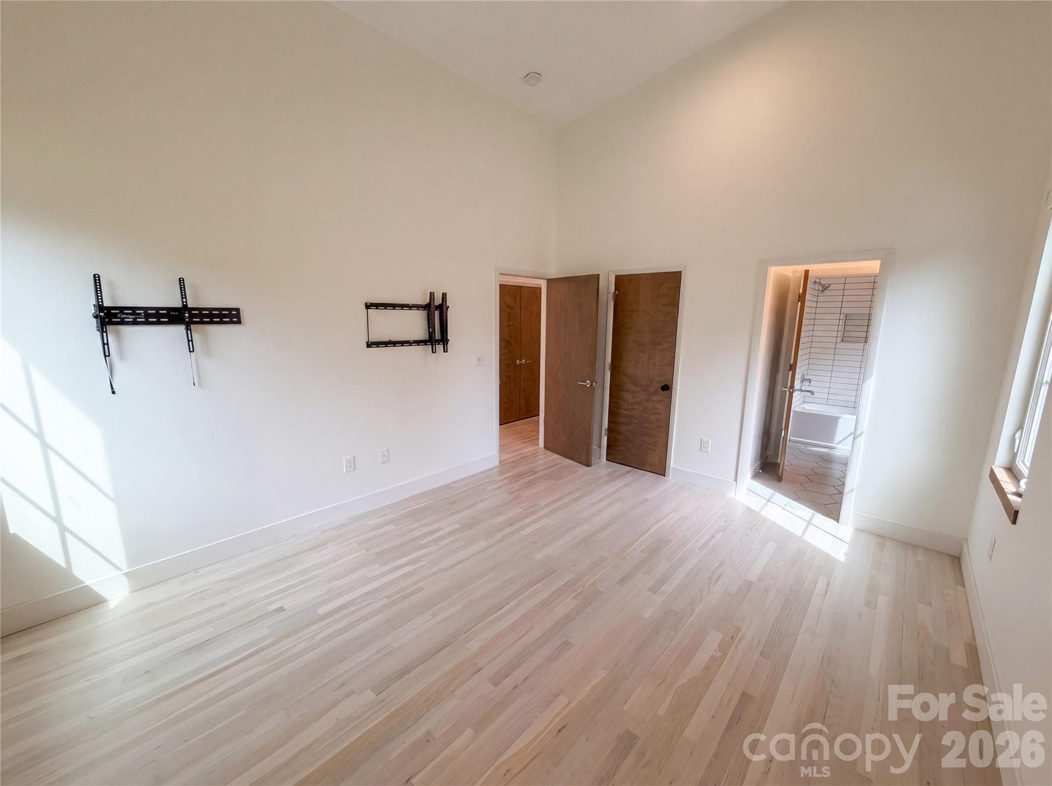 Single Family Residence at Charlotte, photo 13 of 28