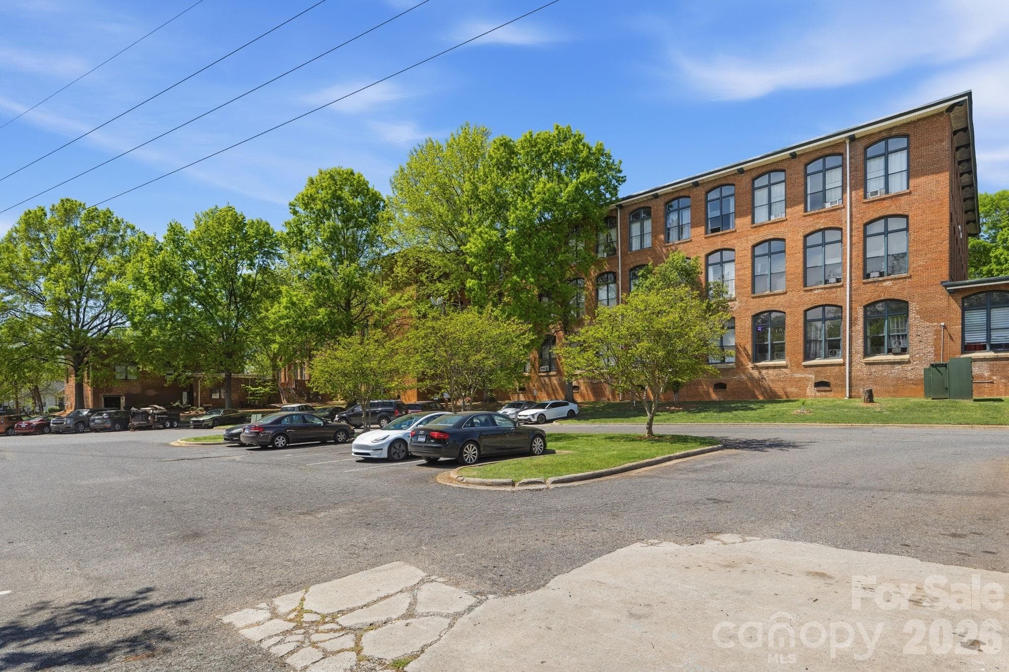 Main parking lot side entry - 201 S Hoskins Road, Charlotte