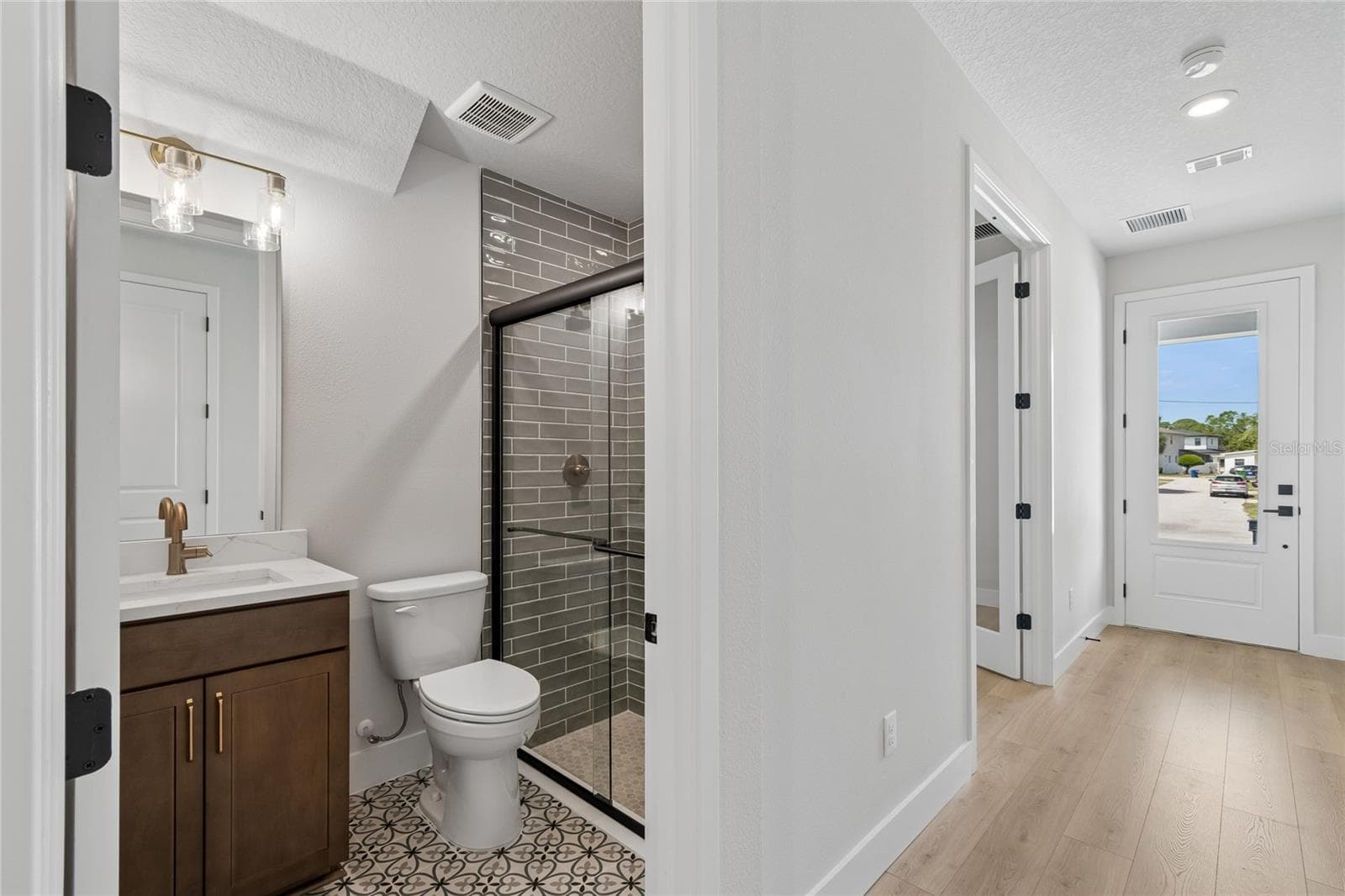 Bathroom Four - 2916 W ELLIS DR, TAMPA