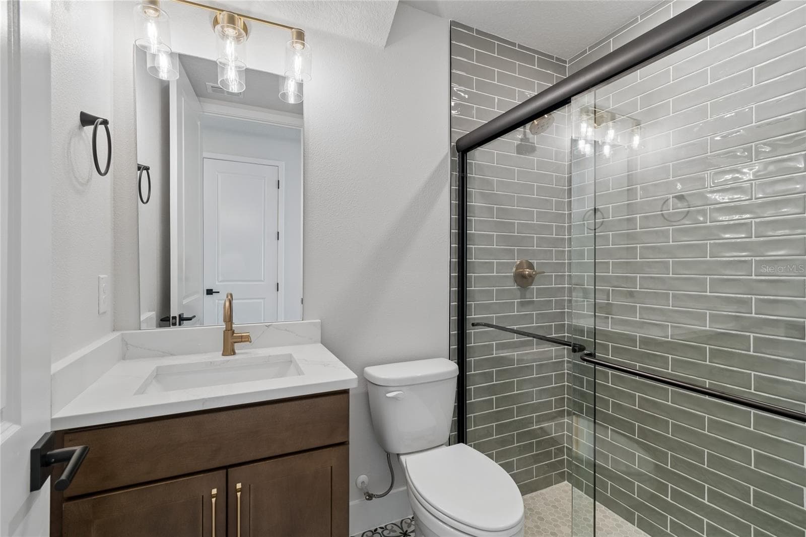 Bathroom Four - 2916 W ELLIS DR, TAMPA