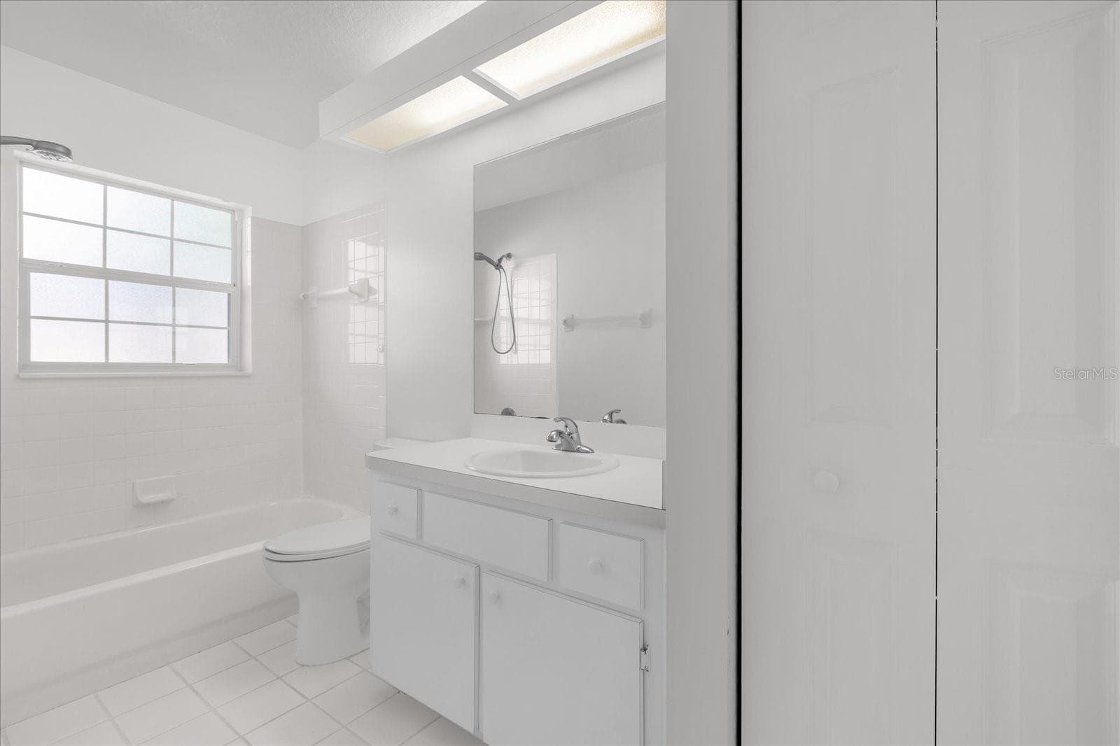 Guest bathroom - 6359 SW 117TH LOOP, OCALA