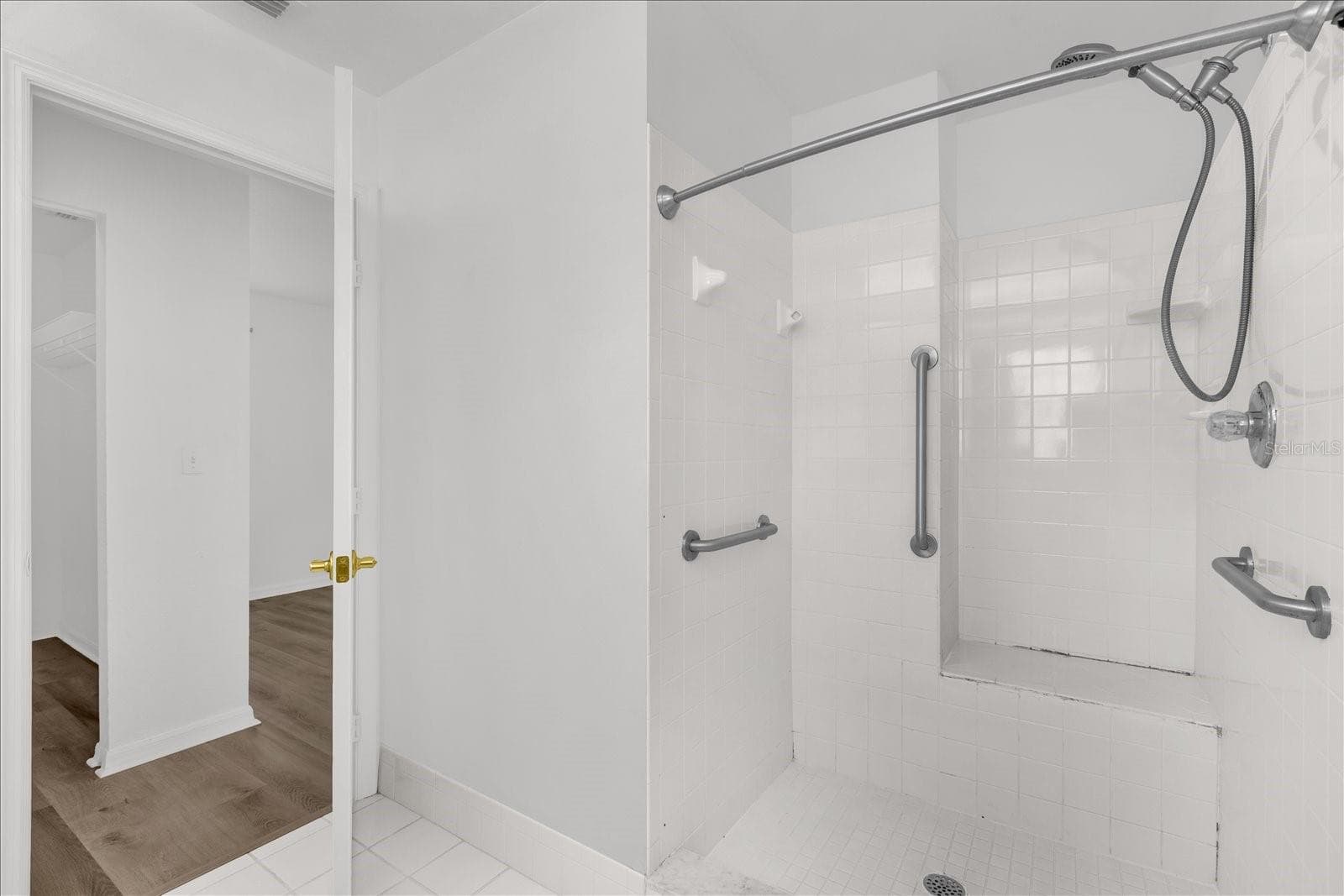 Walk in shower in master - 6359 SW 117TH LOOP, OCALA