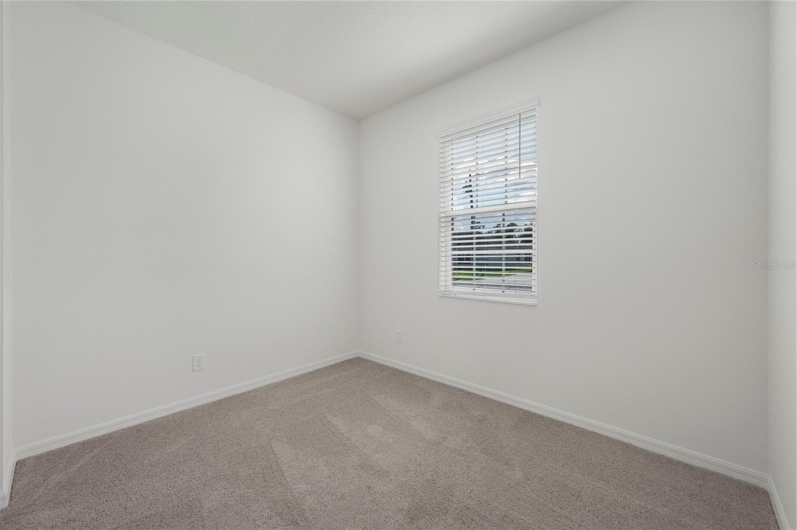 Single Family Residence at 1306 CONGO CT, POINCIANA, photo 6 of 23